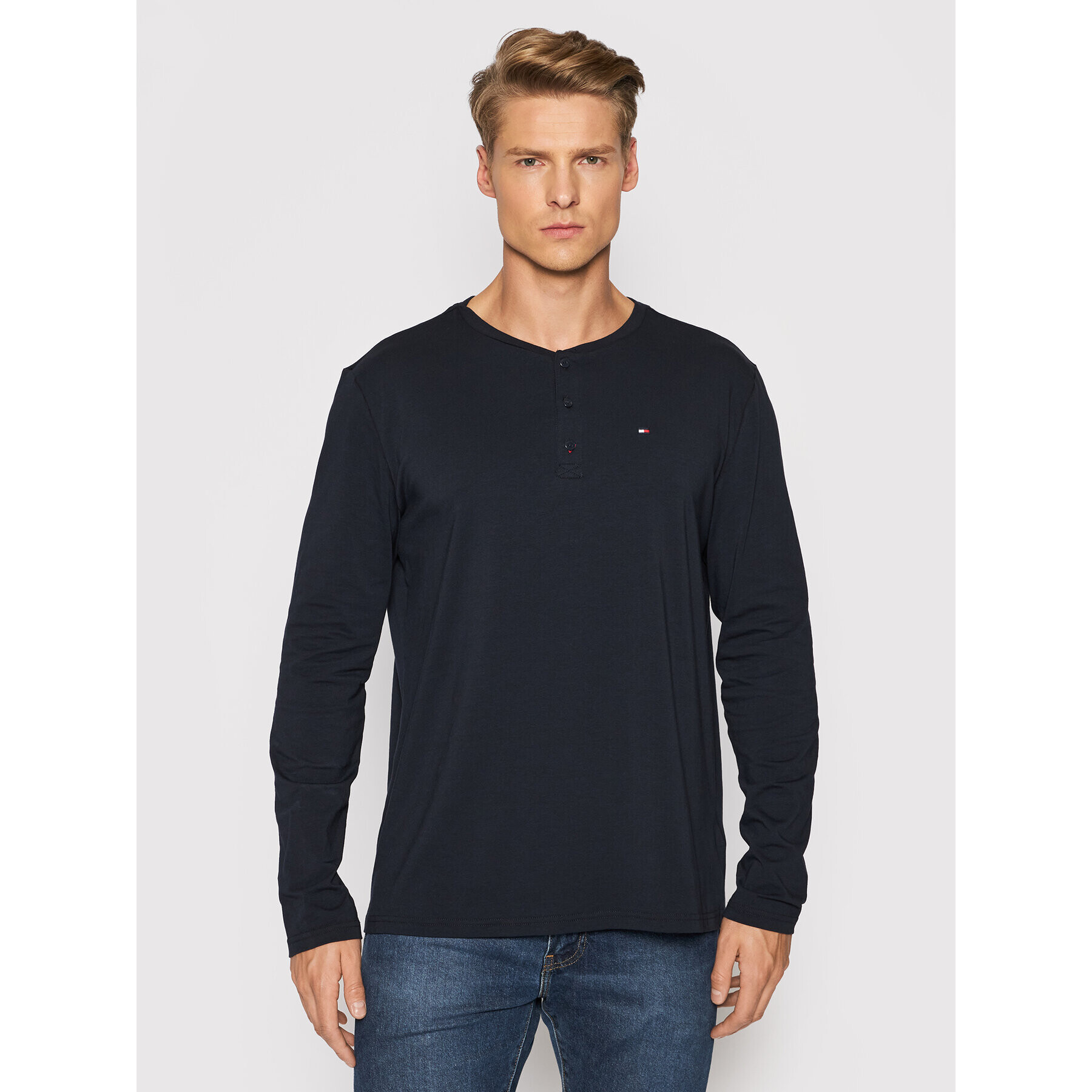 Tommy Hilfiger Тениска с дълъг ръкав Henley UM0UM02381 Тъмносин Regular Fit - Pepit.bg