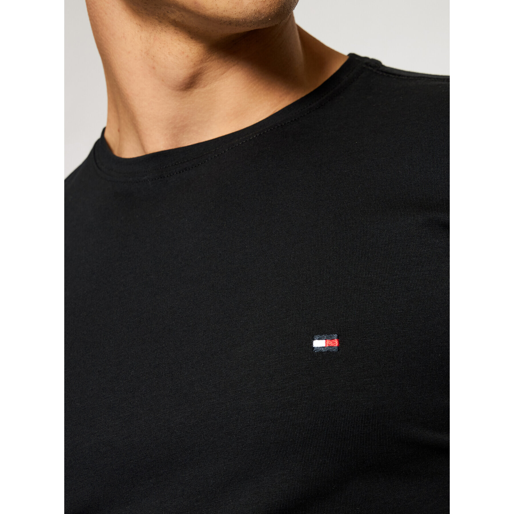 Tommy Hilfiger Тишърт 867896625 Черен Slim Fit - Pepit.bg