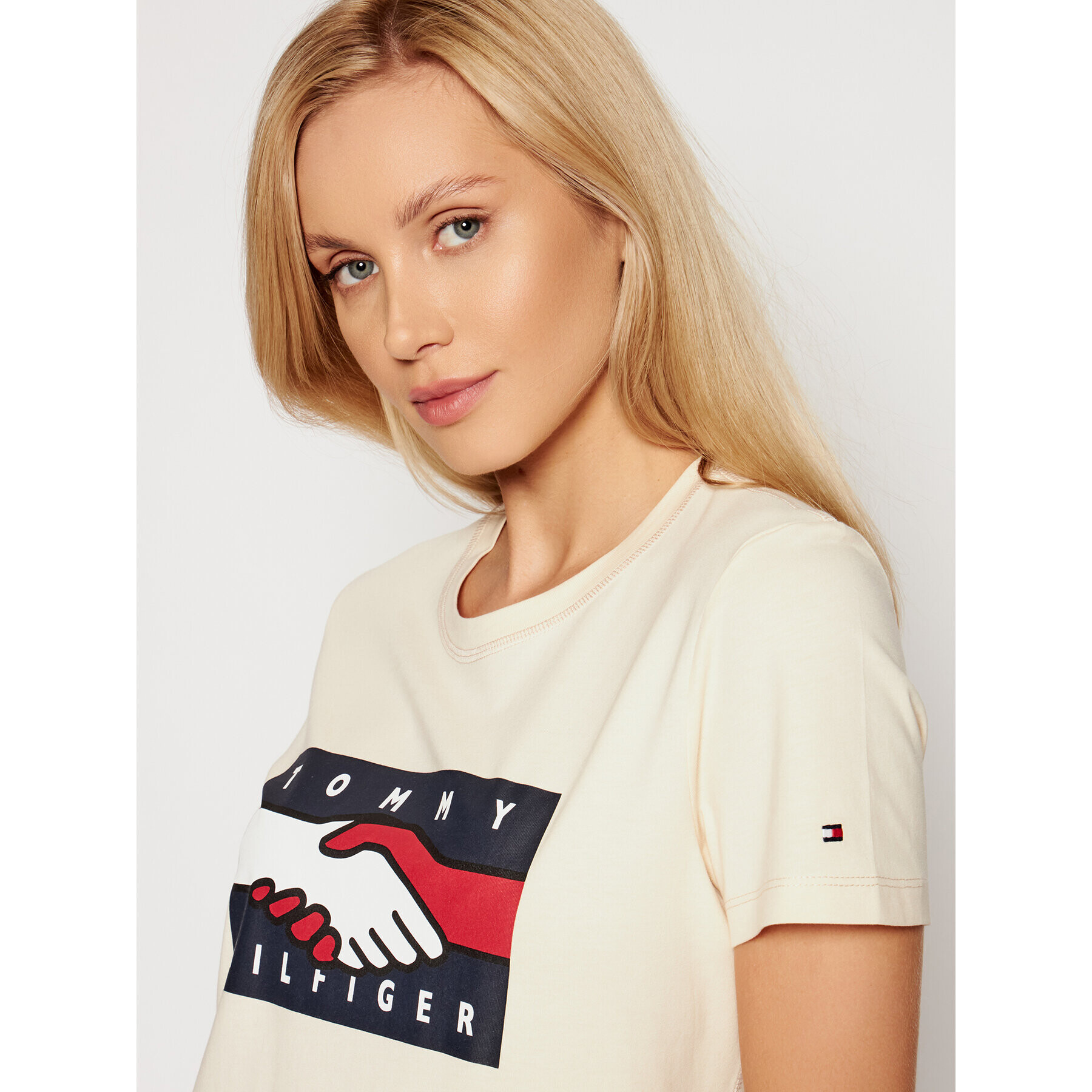 Tommy Hilfiger Тишърт Abo Earth Day Flag WW0WW32327 Бежов Regular Fit - Pepit.bg