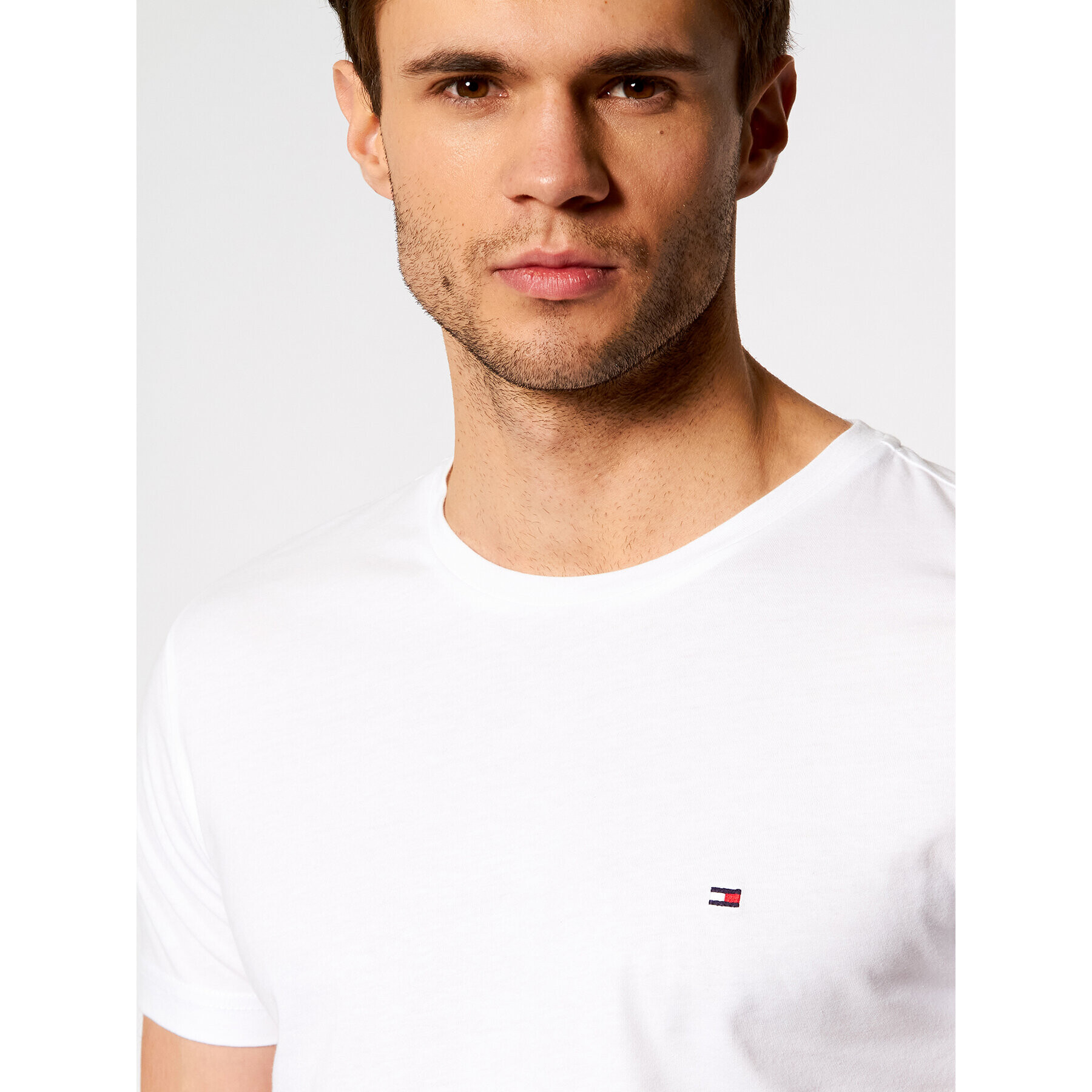 Tommy Hilfiger Тишърт Back Logo MW0MW17681 Бял Regular Fit - Pepit.bg