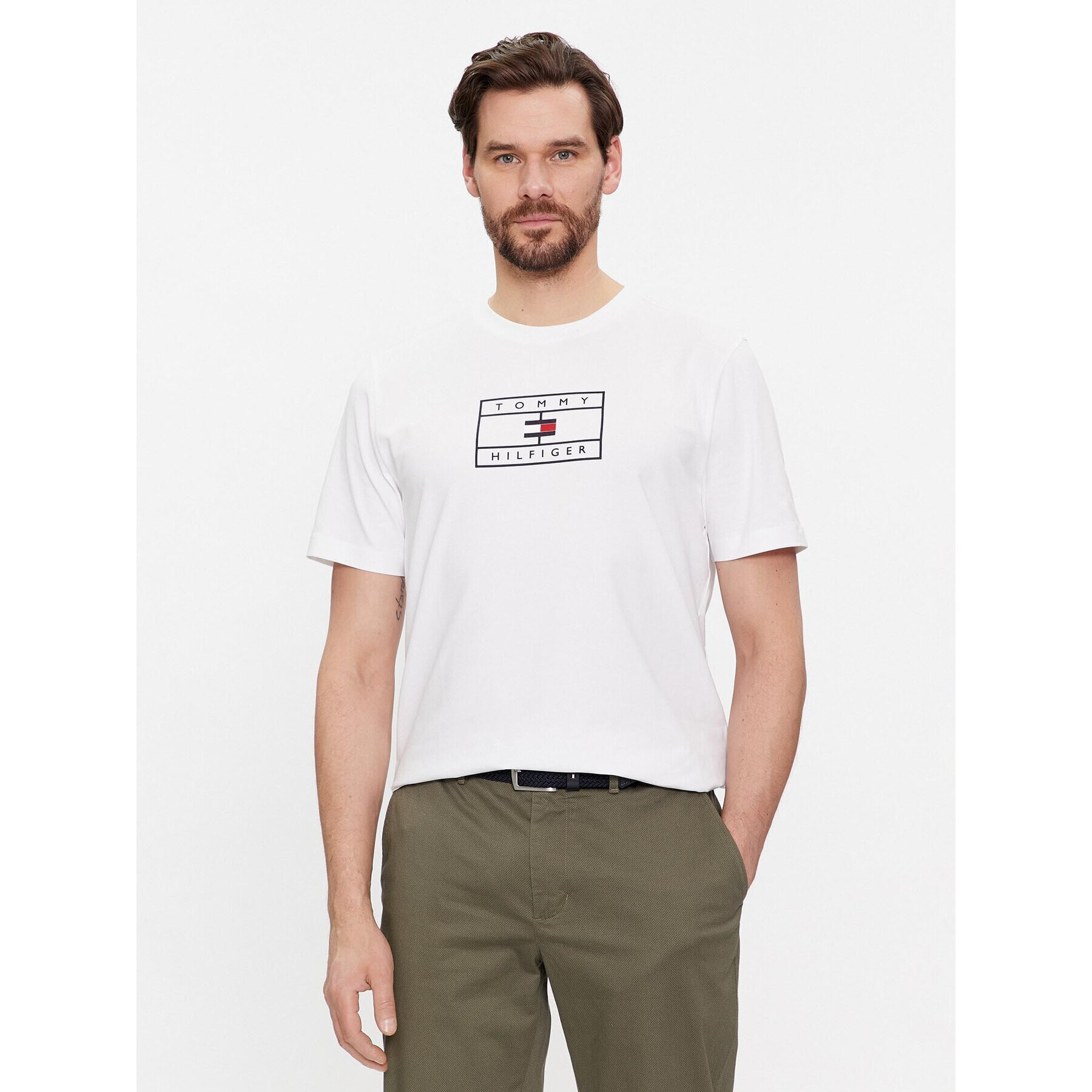 Tommy Hilfiger Тишърт Big Graphic MW0MW34204 Бял Regular Fit - Pepit.bg