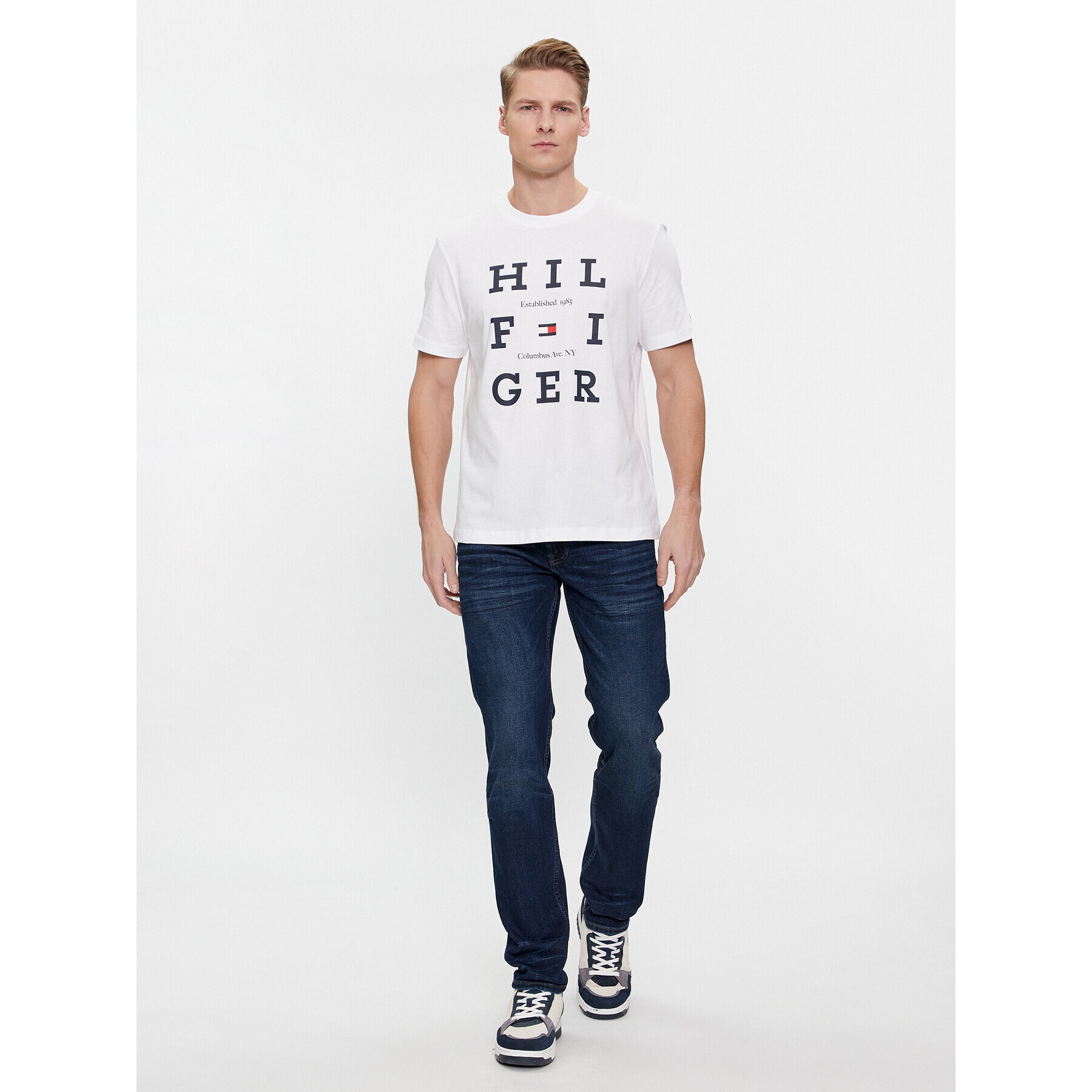 Tommy Hilfiger Тишърт Box Flag Logo Tee MW0MW33690 Бял Regular Fit - Pepit.bg