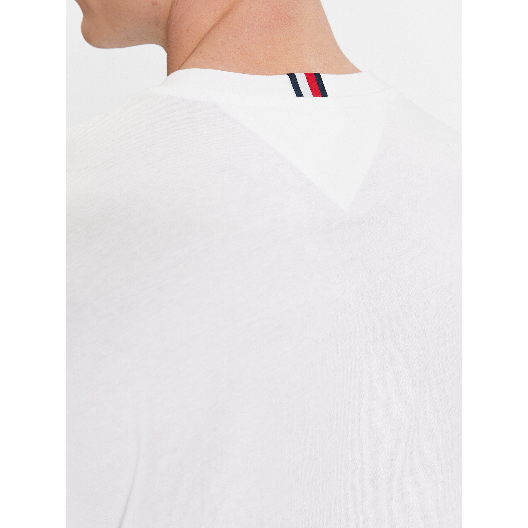 Tommy Hilfiger Тишърт Box Flag Logo Tee MW0MW33690 Бял Regular Fit - Pepit.bg