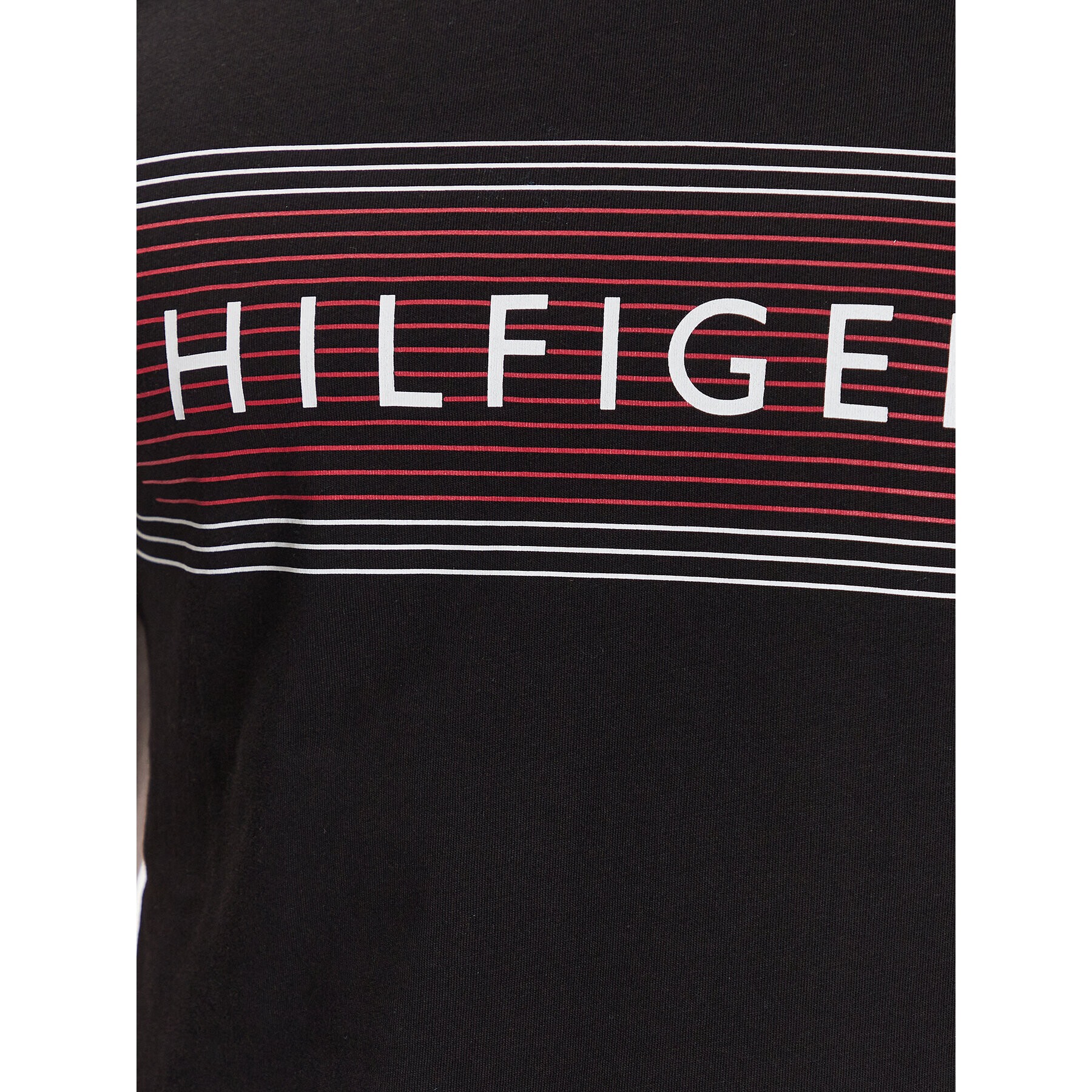 Tommy Hilfiger Тишърт Brand Love Chest MW0MW30035 Черен Slim Fit - Pepit.bg