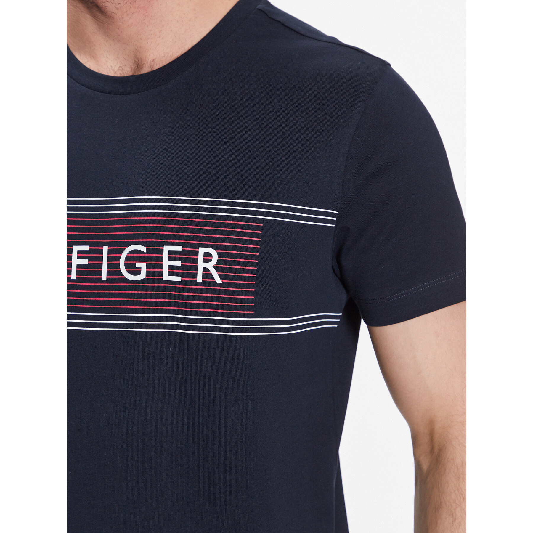 Tommy Hilfiger Тишърт Brand Love Chest MW0MW30035 Тъмносин Slim Fit - Pepit.bg