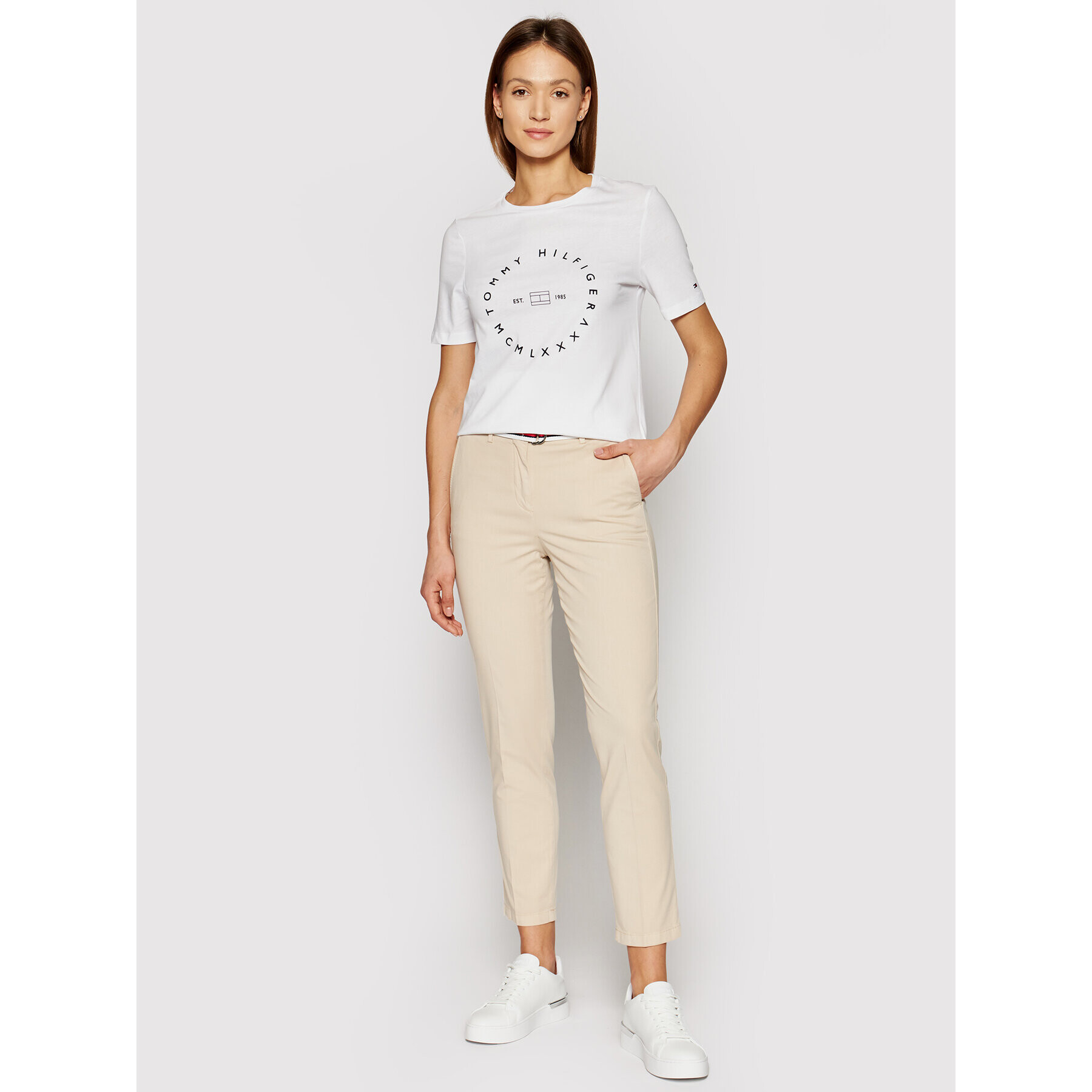 Tommy Hilfiger Тишърт Circle C-Nk WW0WW29584 Бял Regular Fit - Pepit.bg