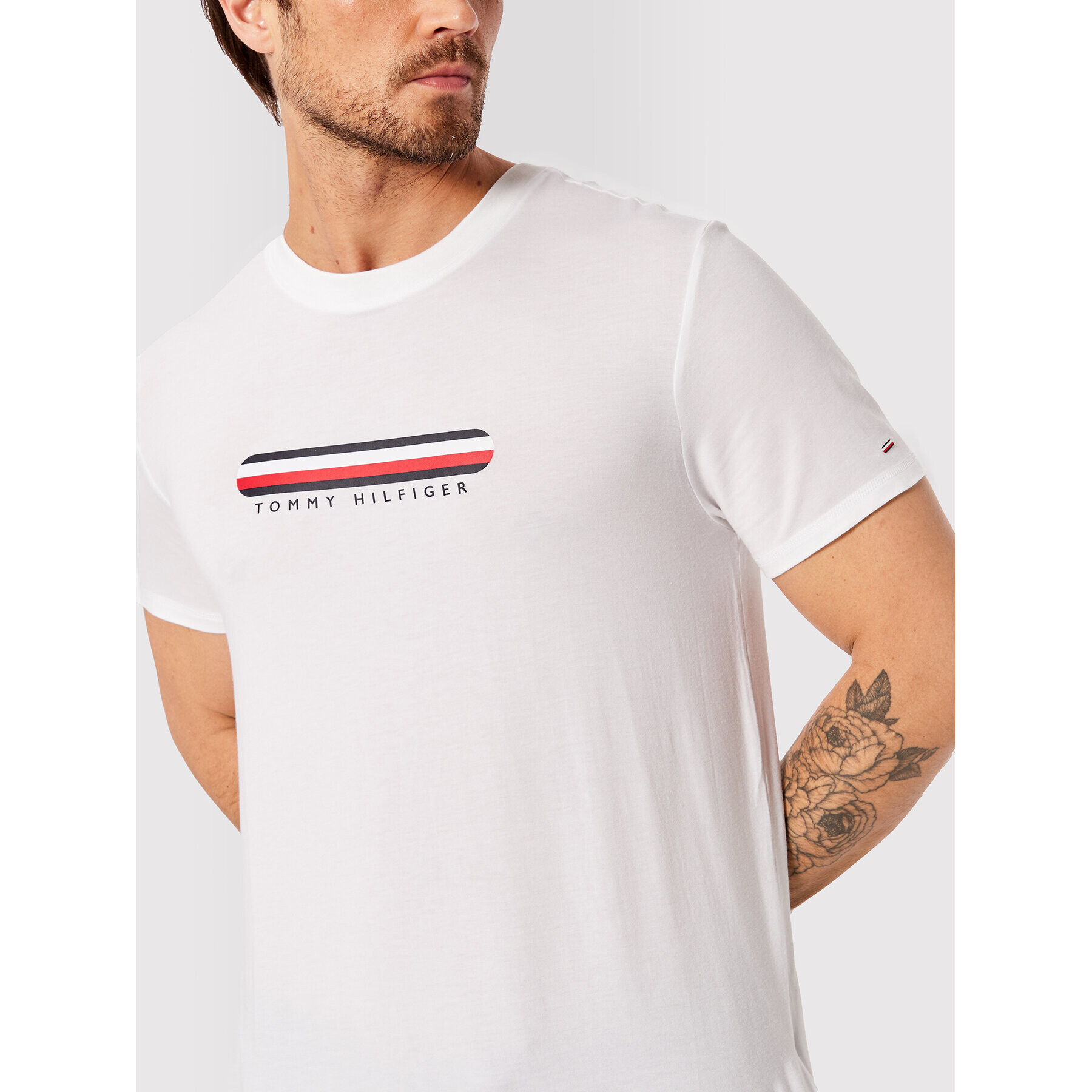 Tommy Hilfiger Тишърт Cn Ss UM0UM02348 Бял Regular Fit - Pepit.bg