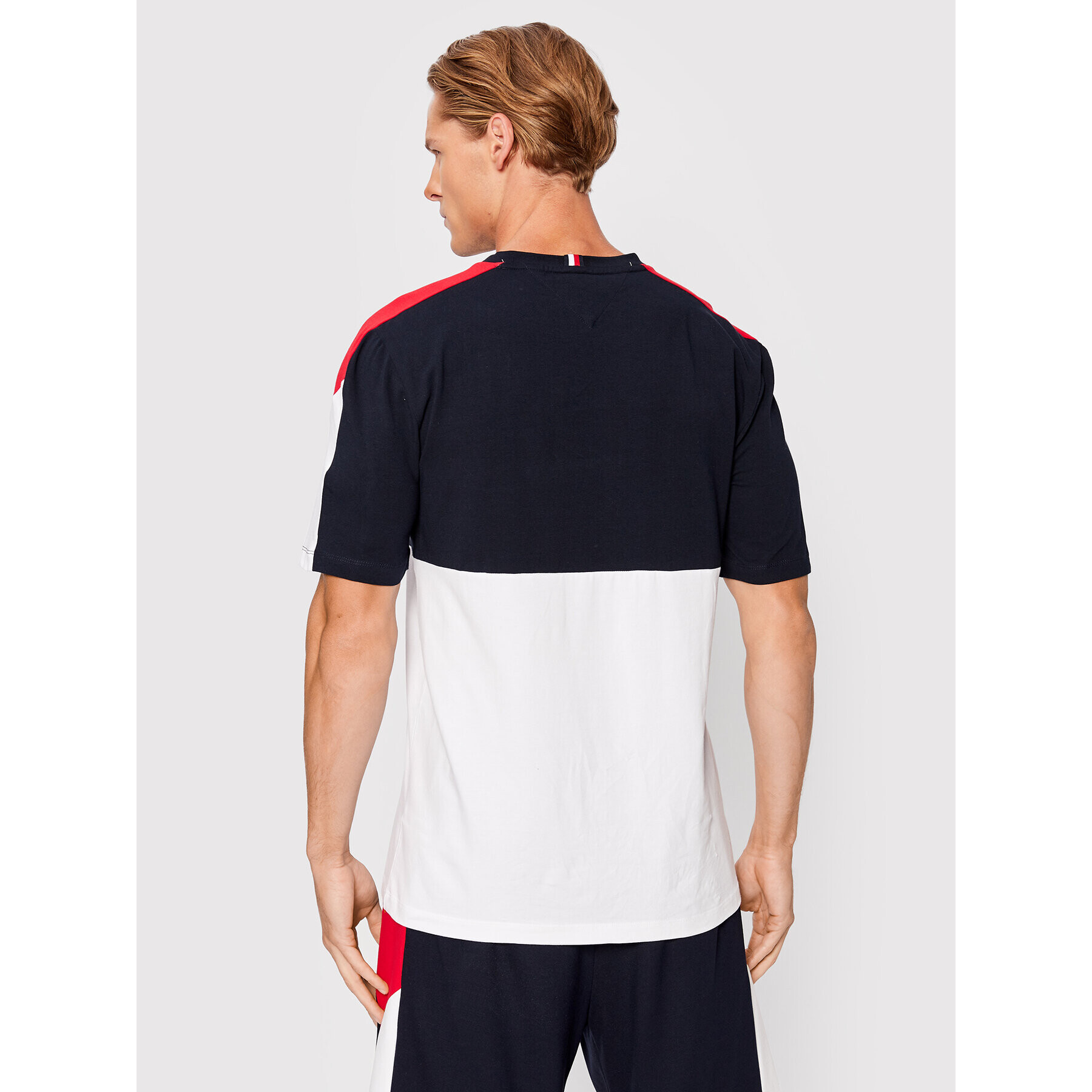 Tommy Hilfiger Тишърт Colorblocked MW0MW26782 Тъмносин Regular Fit - Pepit.bg