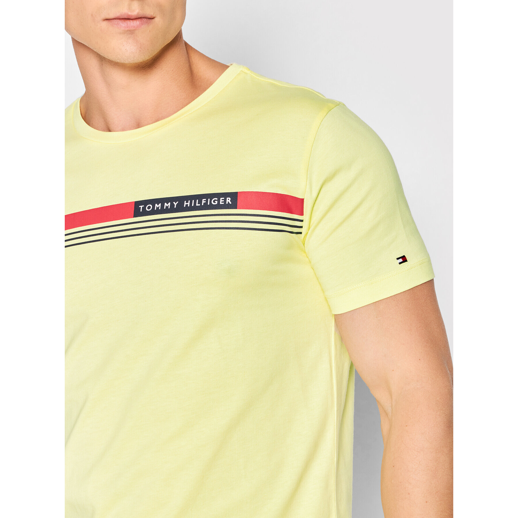 Tommy Hilfiger Тишърт Corp Chest Front Logo MW0MW24558 Жълт Regular Fit - Pepit.bg