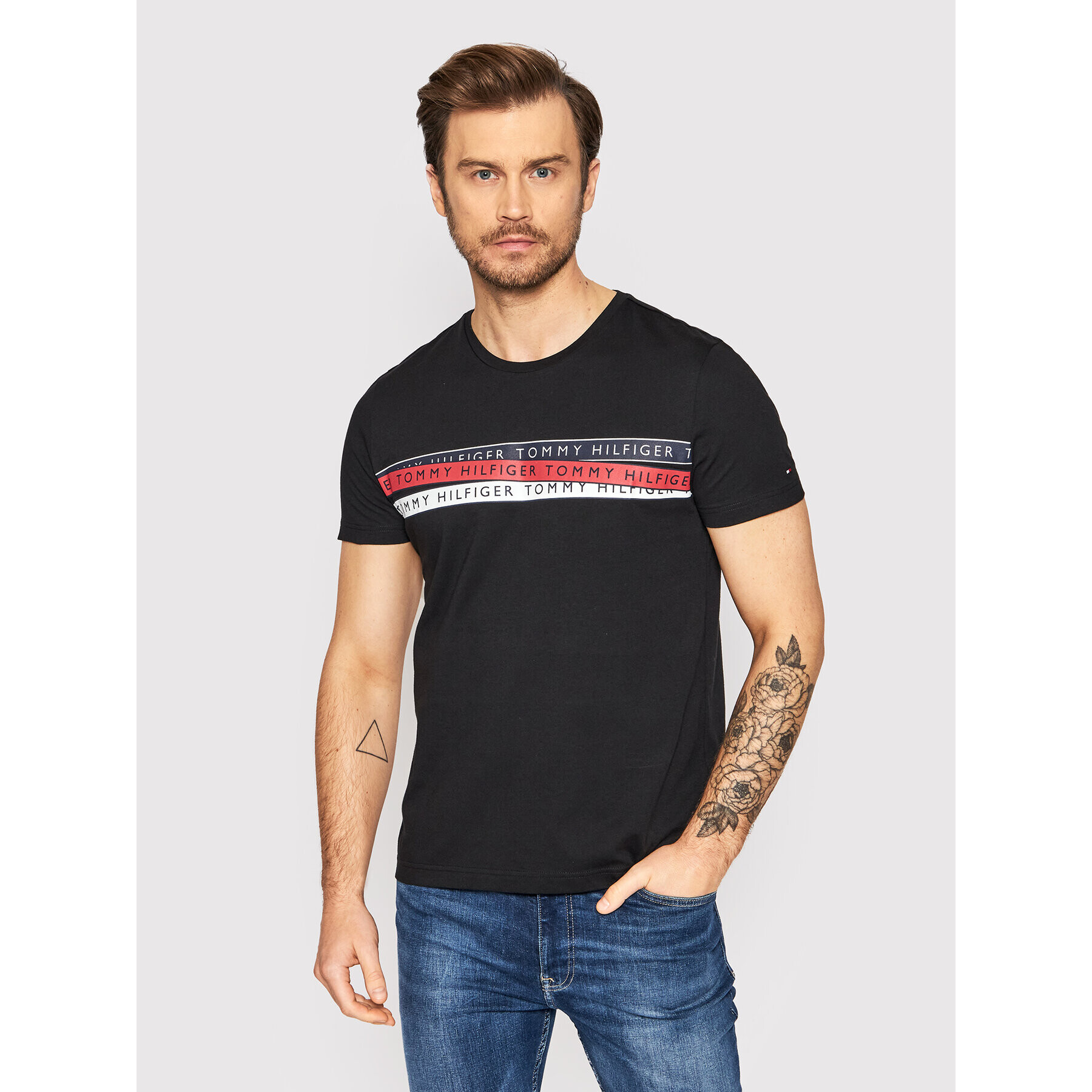 Tommy Hilfiger Тишърт Corp Chest Taping MW0MW24549 Черен Regular Fit - Pepit.bg