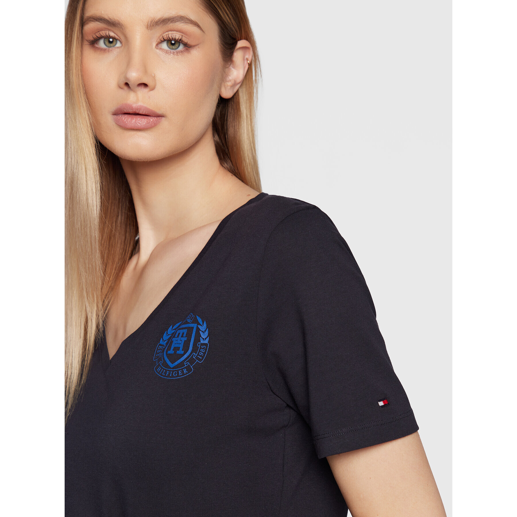 Tommy Hilfiger Тишърт Crest WW0WW37204 Тъмносин Regular Fit - Pepit.bg