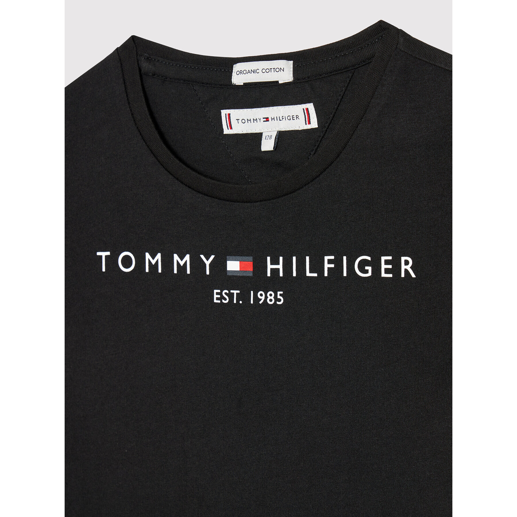 Tommy Hilfiger Тишърт Essential KG0KG05242 D Черен Regular Fit - Pepit.bg