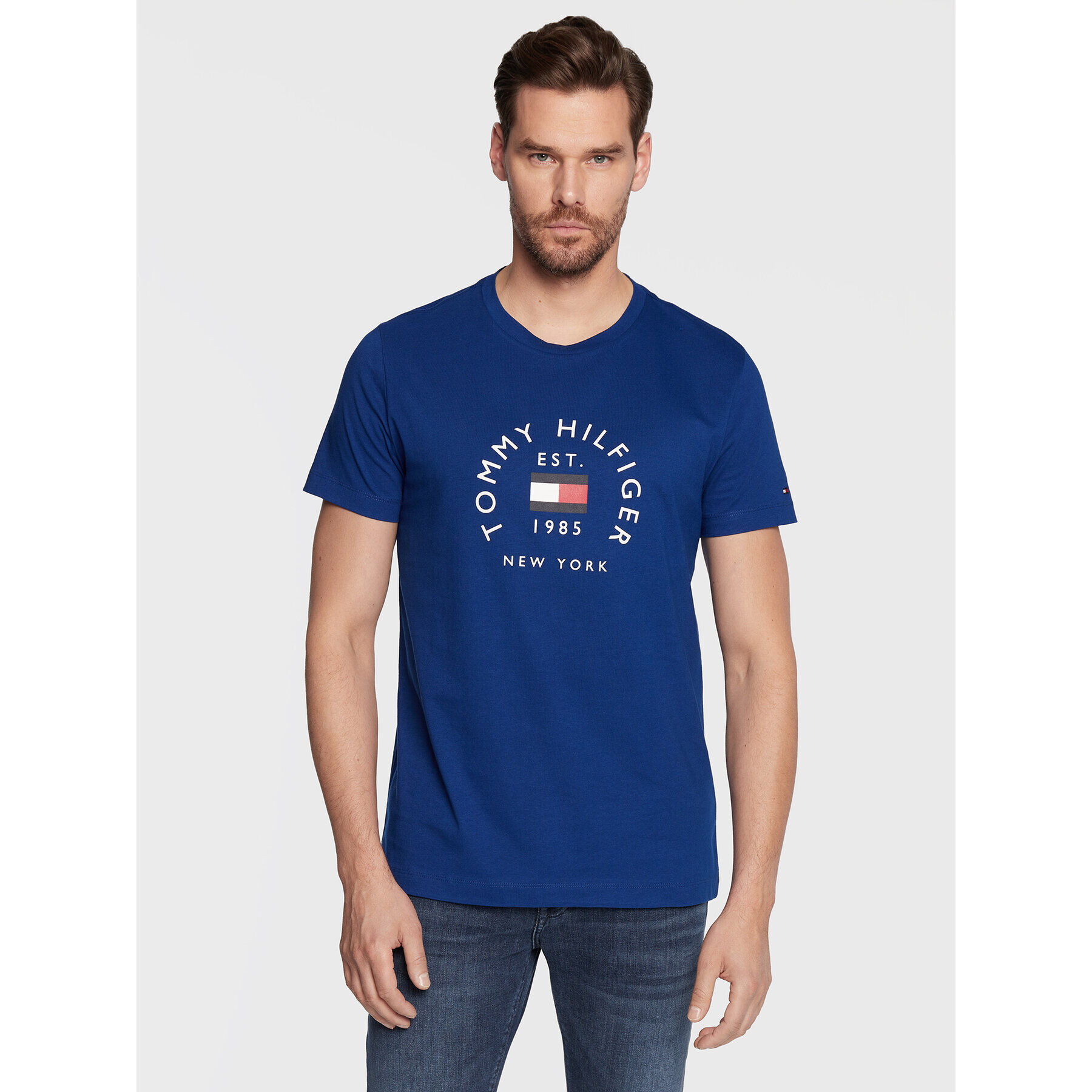 Tommy Hilfiger Тишърт Flag Arch MW0MW27909 Син Slim Fit - Pepit.bg