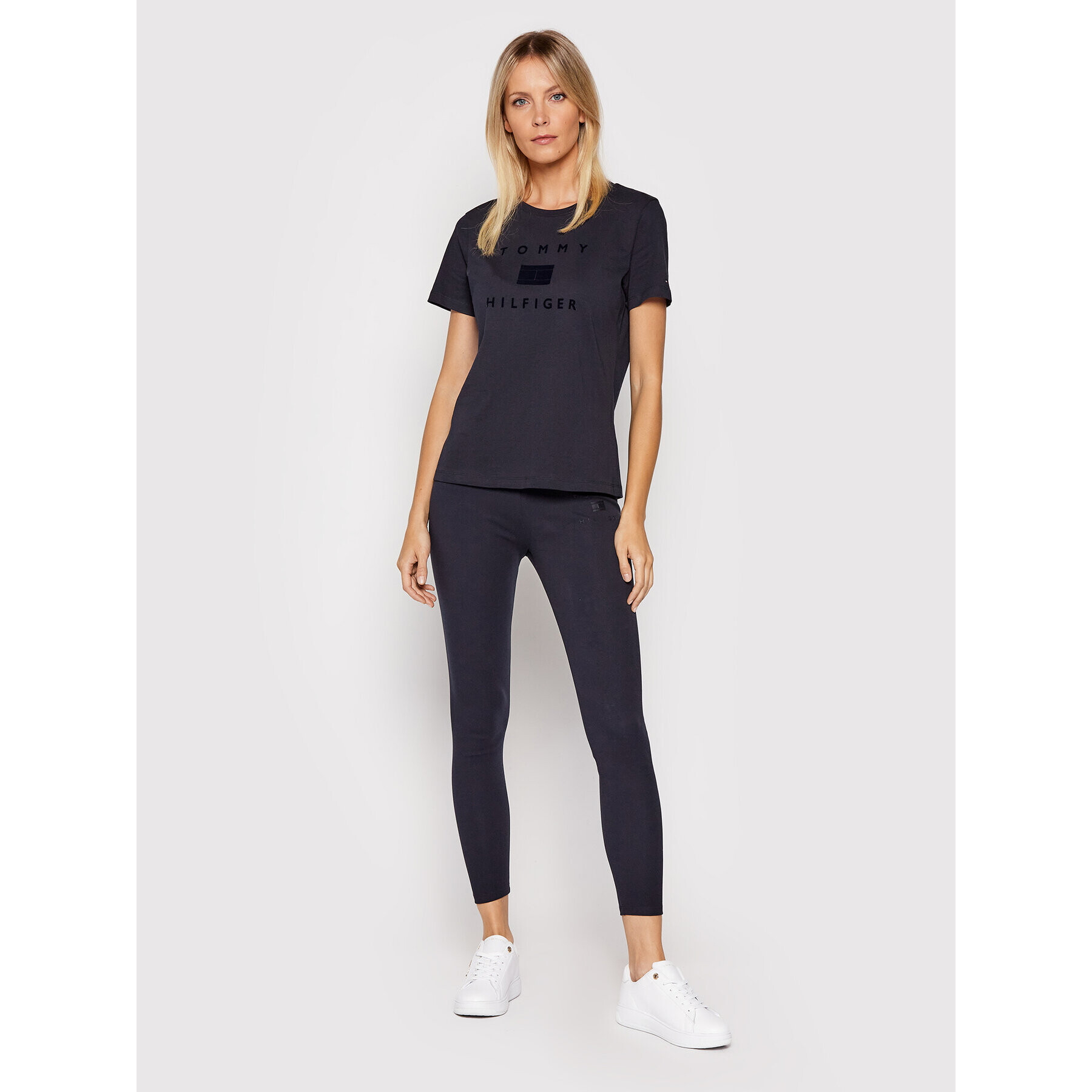 Tommy Hilfiger Тишърт Flock WW0WW31772 Тъмносин Regular Fit - Pepit.bg