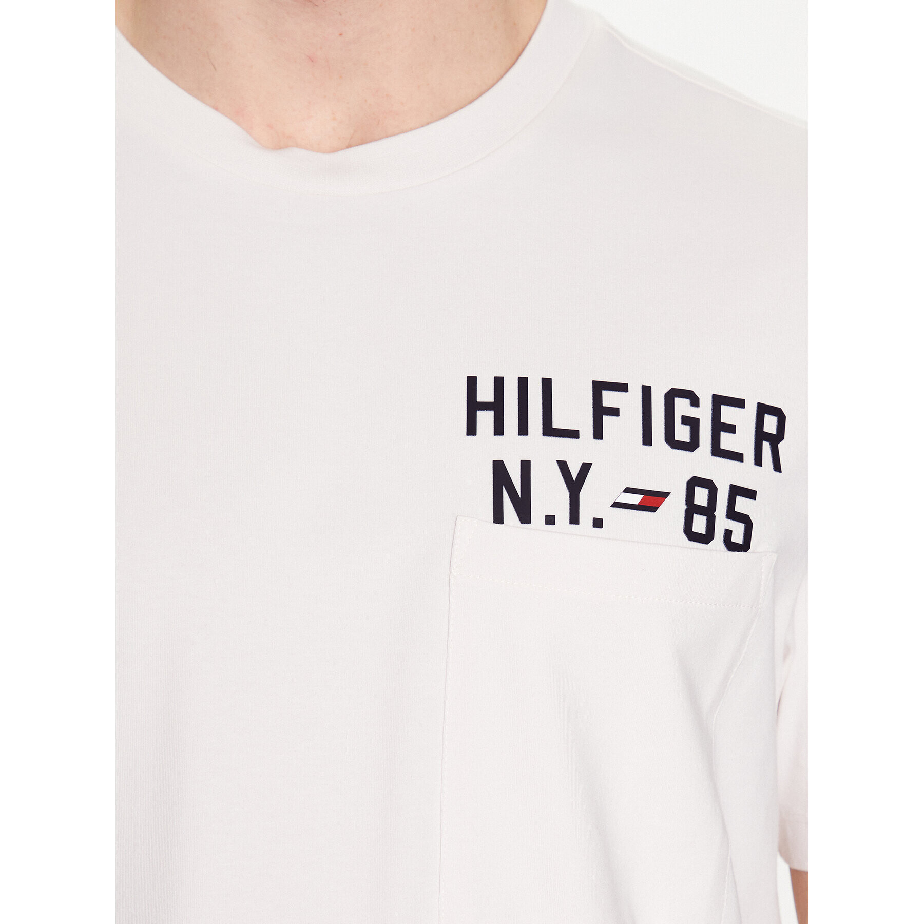 Tommy Hilfiger Тишърт Graphic MW0MW30444 Екрю Regular Fit - Pepit.bg