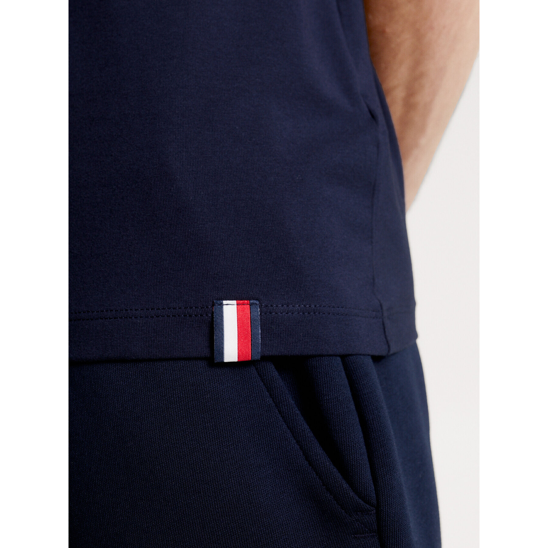 Tommy Hilfiger Тишърт Graphic MW0MW32641 Тъмносин Regular Fit - Pepit.bg