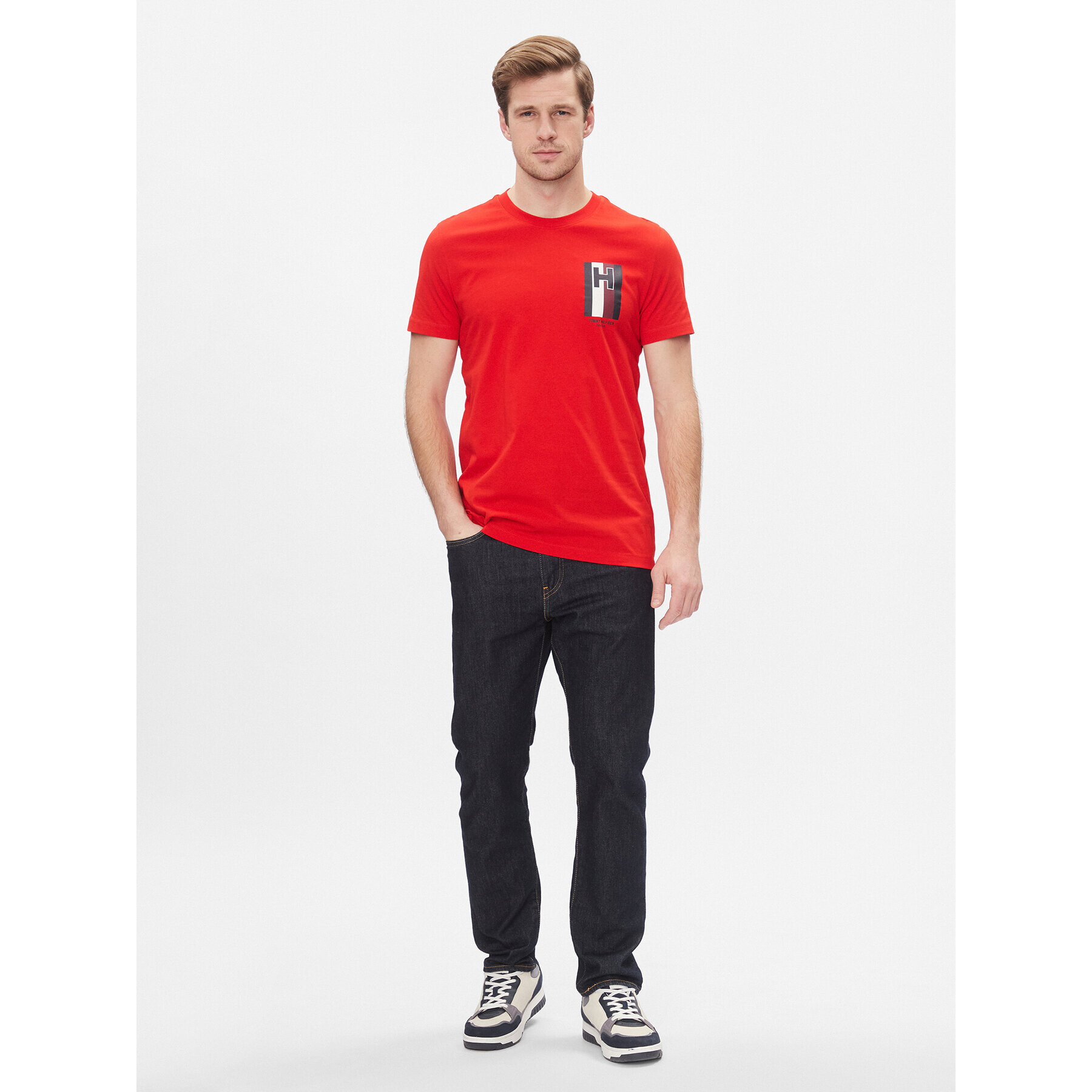 Tommy Hilfiger Тишърт H Emblem Tee MW0MW33687 Червен Slim Fit - Pepit.bg