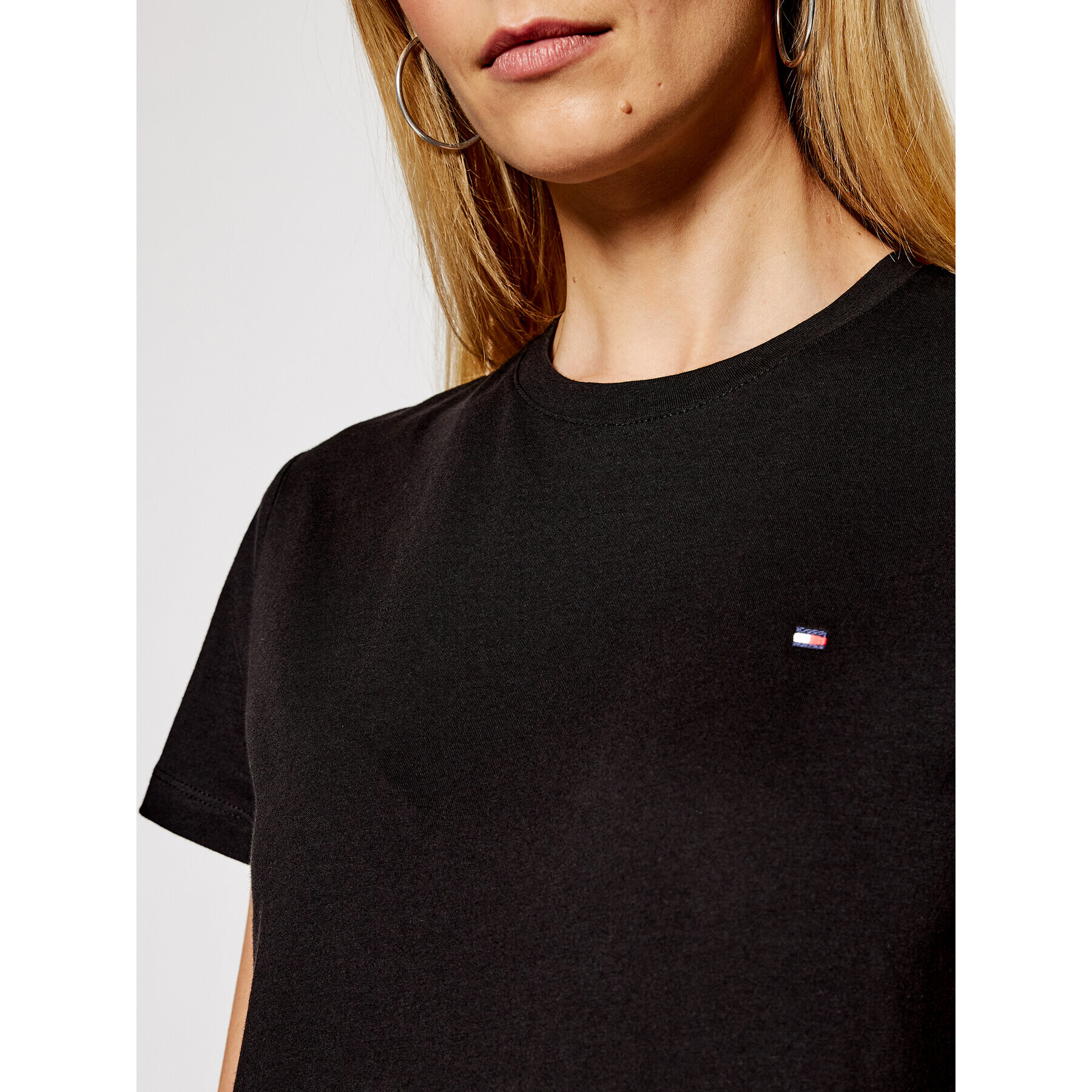 Tommy Hilfiger Тишърт Heritage Crew WW0WW22043 Черен Regular Fit - Pepit.bg