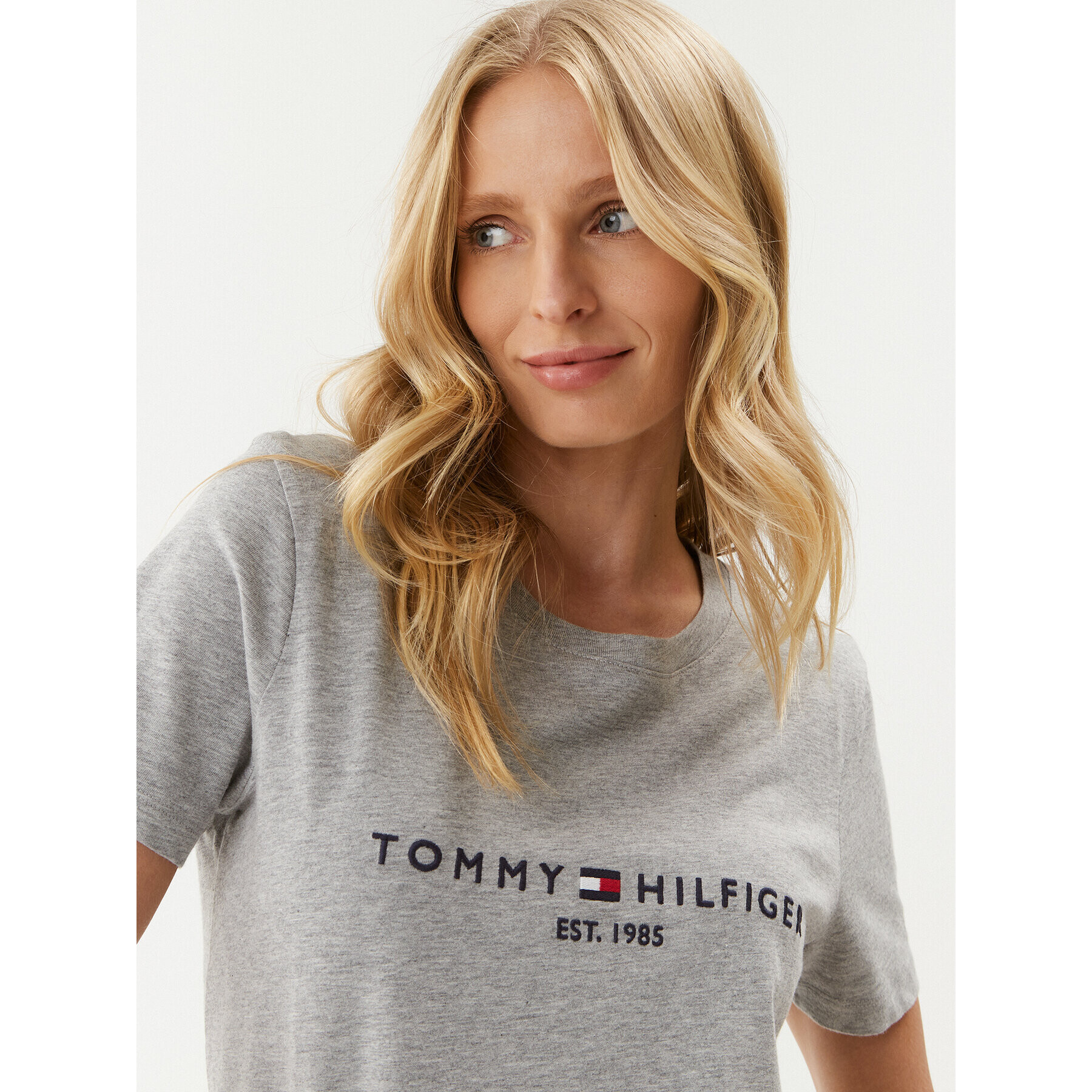 Tommy Hilfiger Тишърт Heritage WW0WW31999 Сив Regular Fit - Pepit.bg