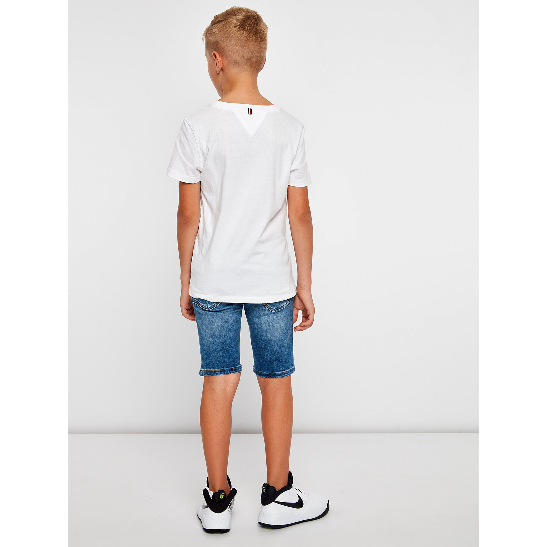 Tommy Hilfiger Тишърт KB0KB04140 D Бял Regular Fit - Pepit.bg