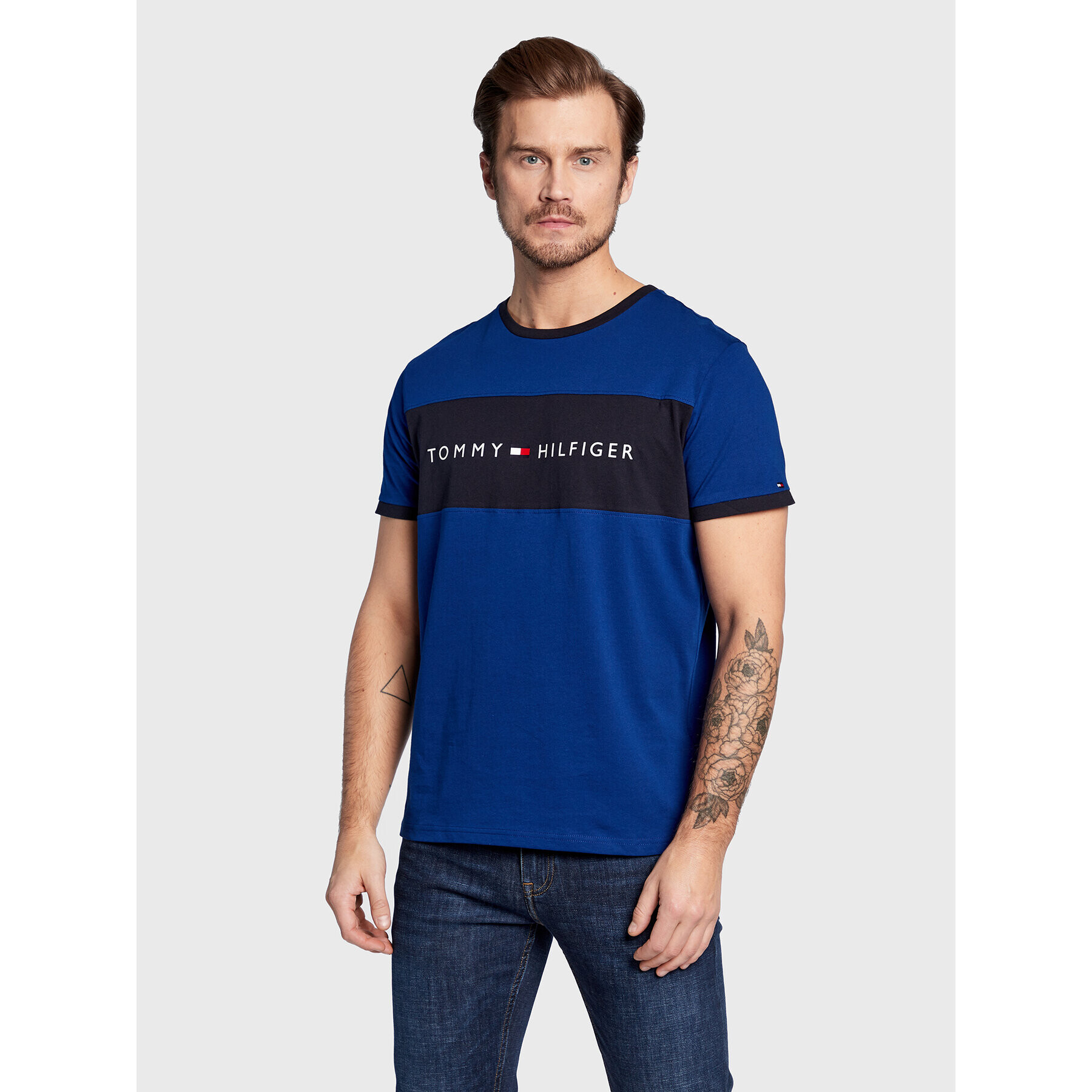 Tommy Hilfiger Тишърт Logo Flag UM0UM01170 Тъмносин Regular Fit - Pepit.bg