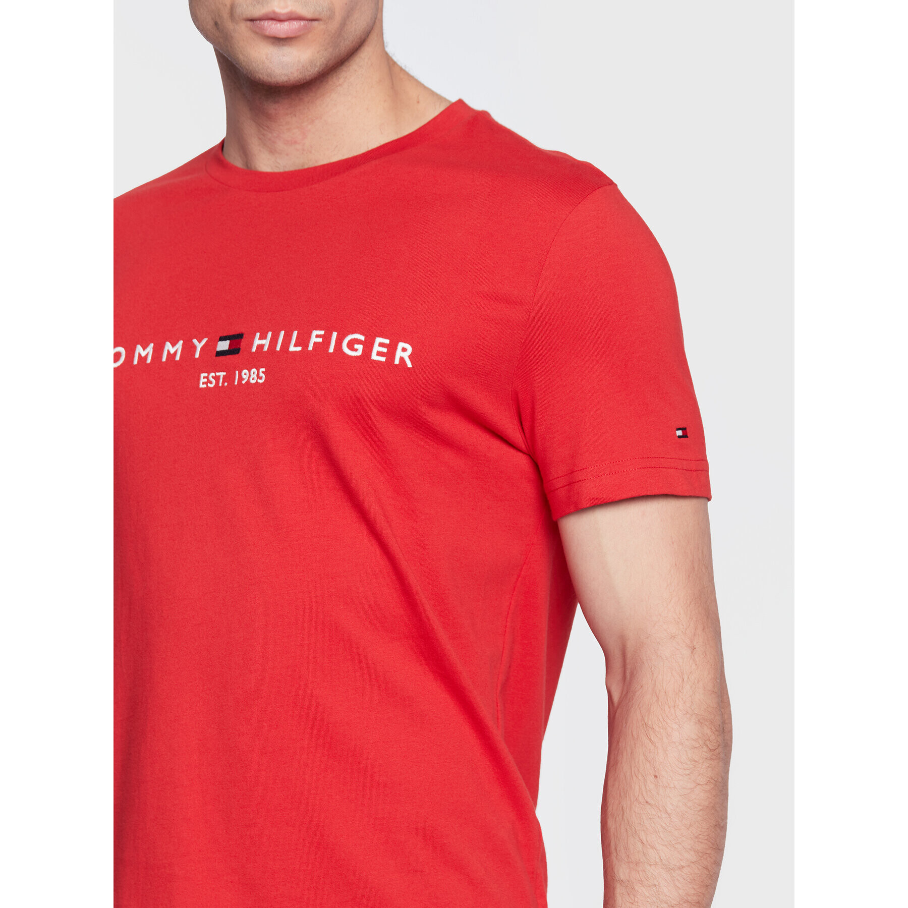 Tommy Hilfiger Тишърт Logo MW0MW11797 Червен Slim Fit - Pepit.bg