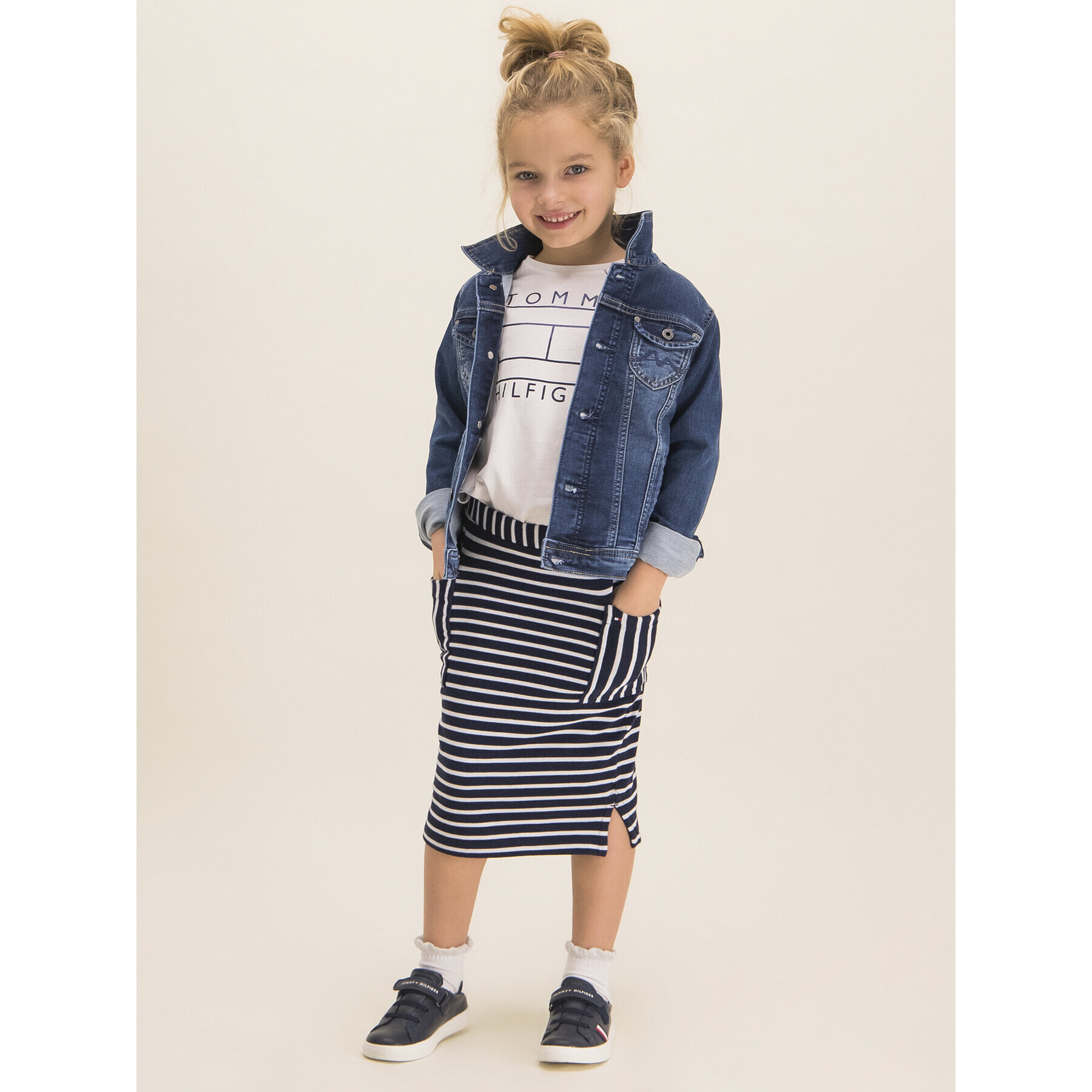 Tommy Hilfiger Тишърт Logo Organic KG0KG04593 M Бял Regular Fit - Pepit.bg