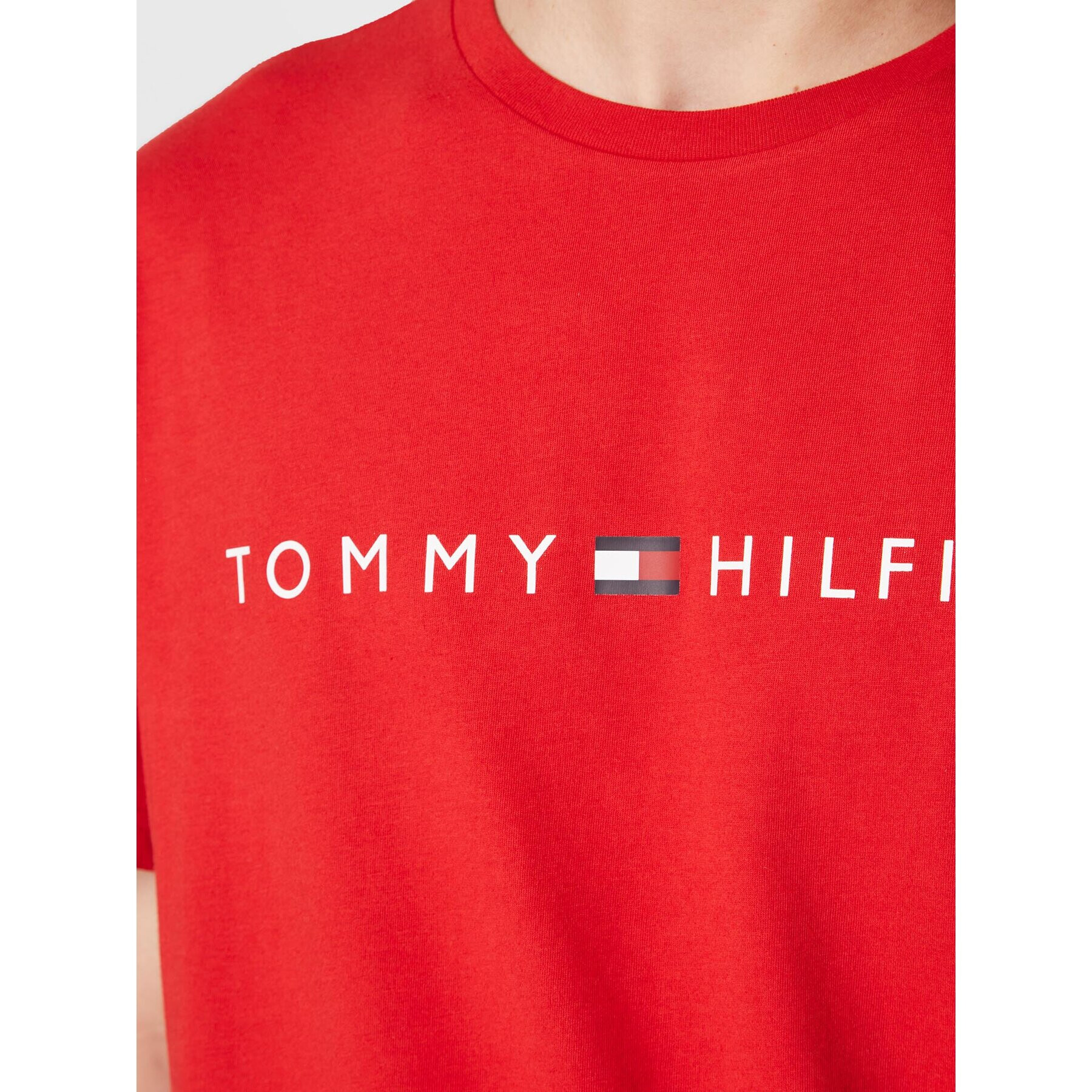 Tommy Hilfiger Тишърт Logo UM0UM01434 Червен Regular Fit - Pepit.bg