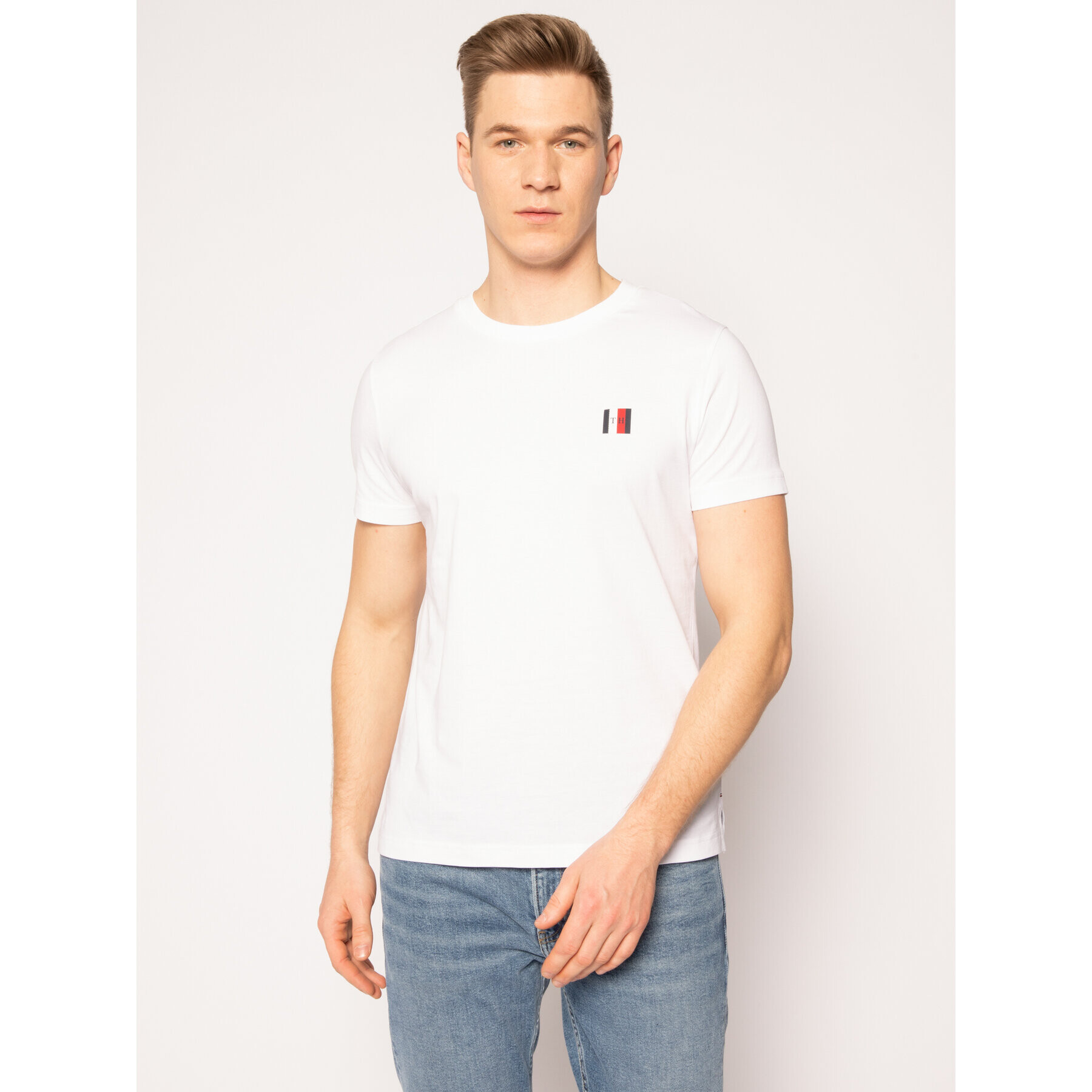 Tommy Hilfiger Тишърт Modern Essential Tee MW0MW13327 Бял Regular Fit - Pepit.bg