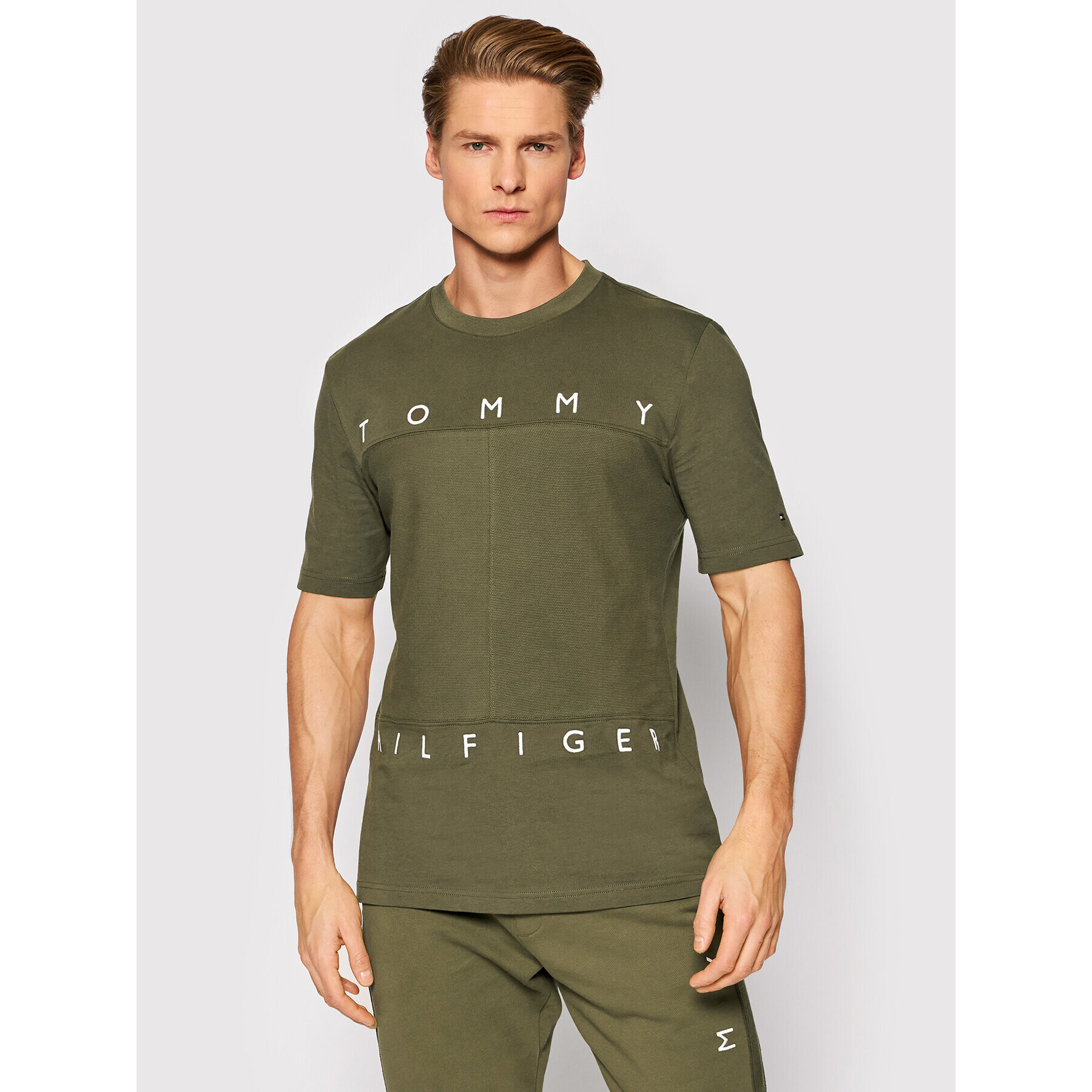 Tommy Hilfiger Тишърт Mono Flag MW0MW22169 Зелен Regular Fit - Pepit.bg