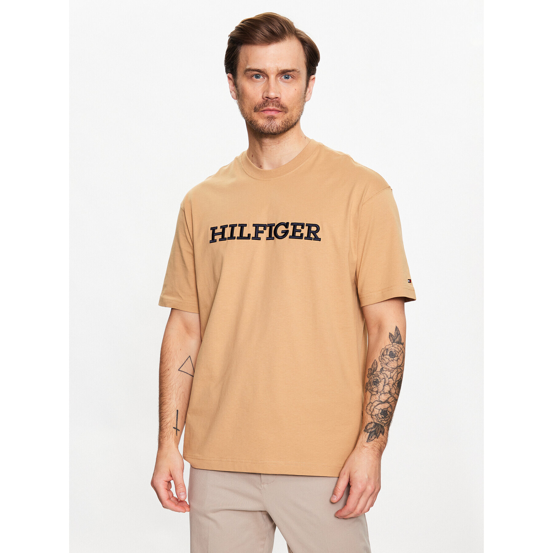 Tommy Hilfiger Тишърт Monotype MW0MW31539 Кафяв Regular Fit - Pepit.bg