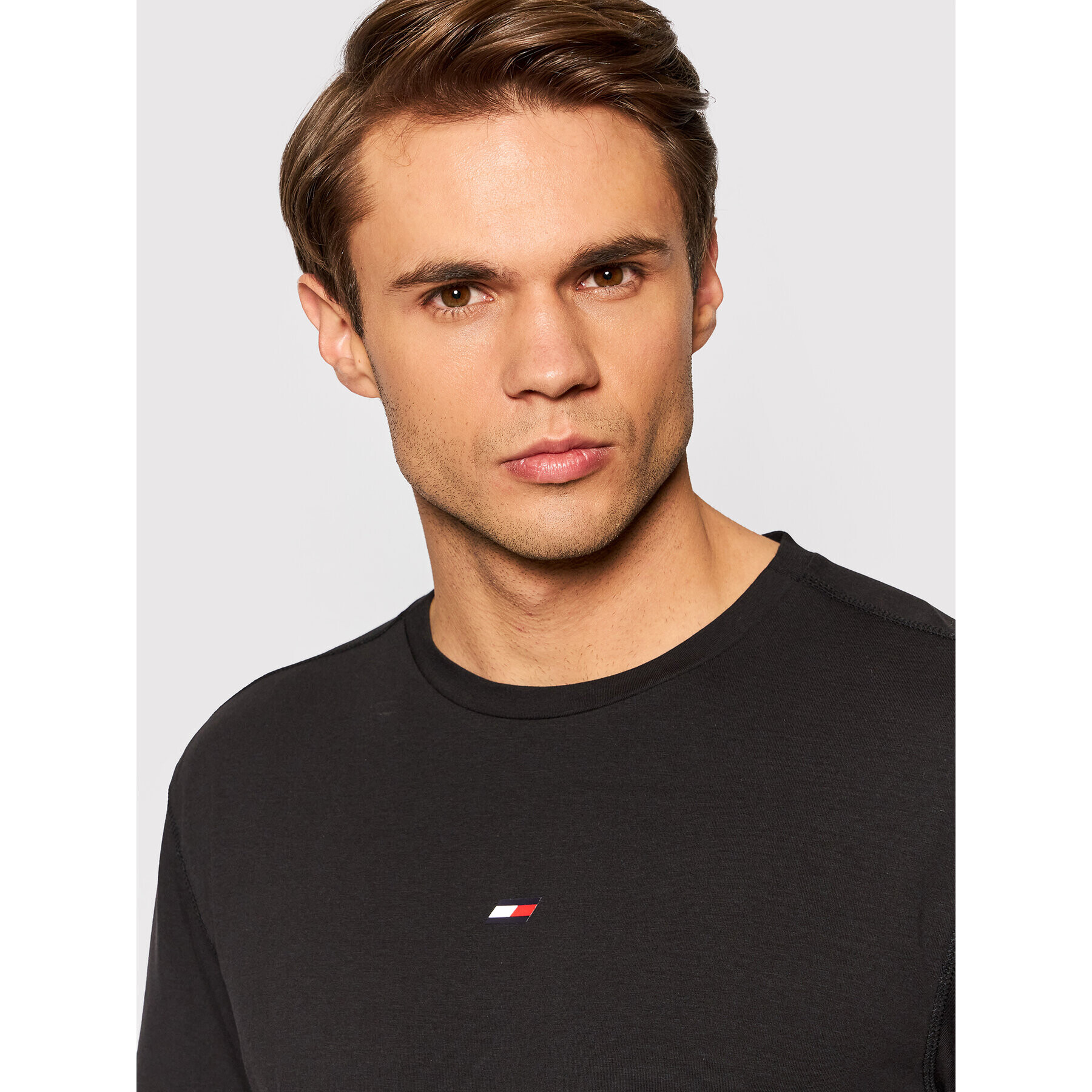 Tommy Hilfiger Тишърт Motion Flag MW0MW19777 Черен Regular Fit - Pepit.bg