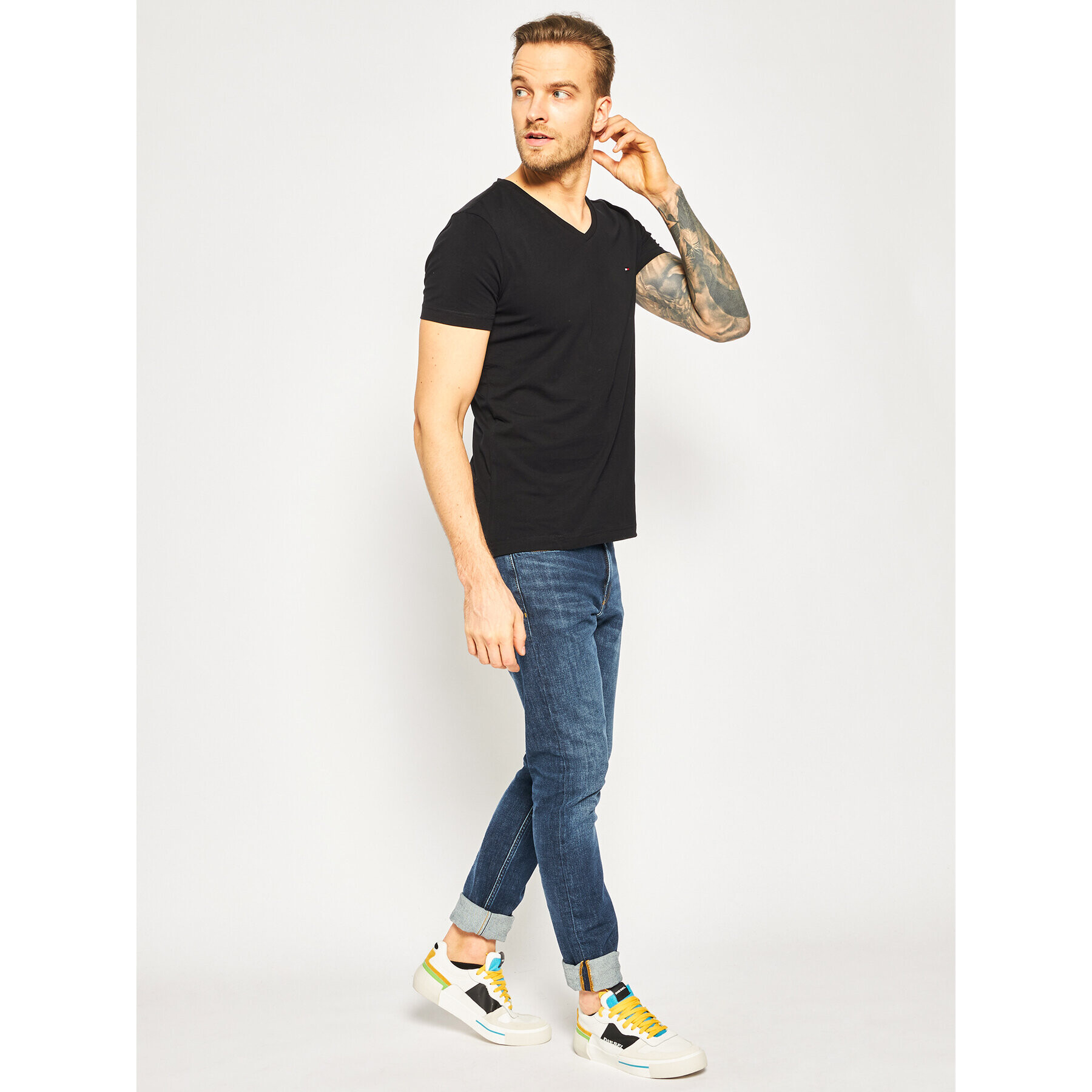 Tommy Hilfiger Тишърт MW0MW02045 Черен Slim Fit - Pepit.bg