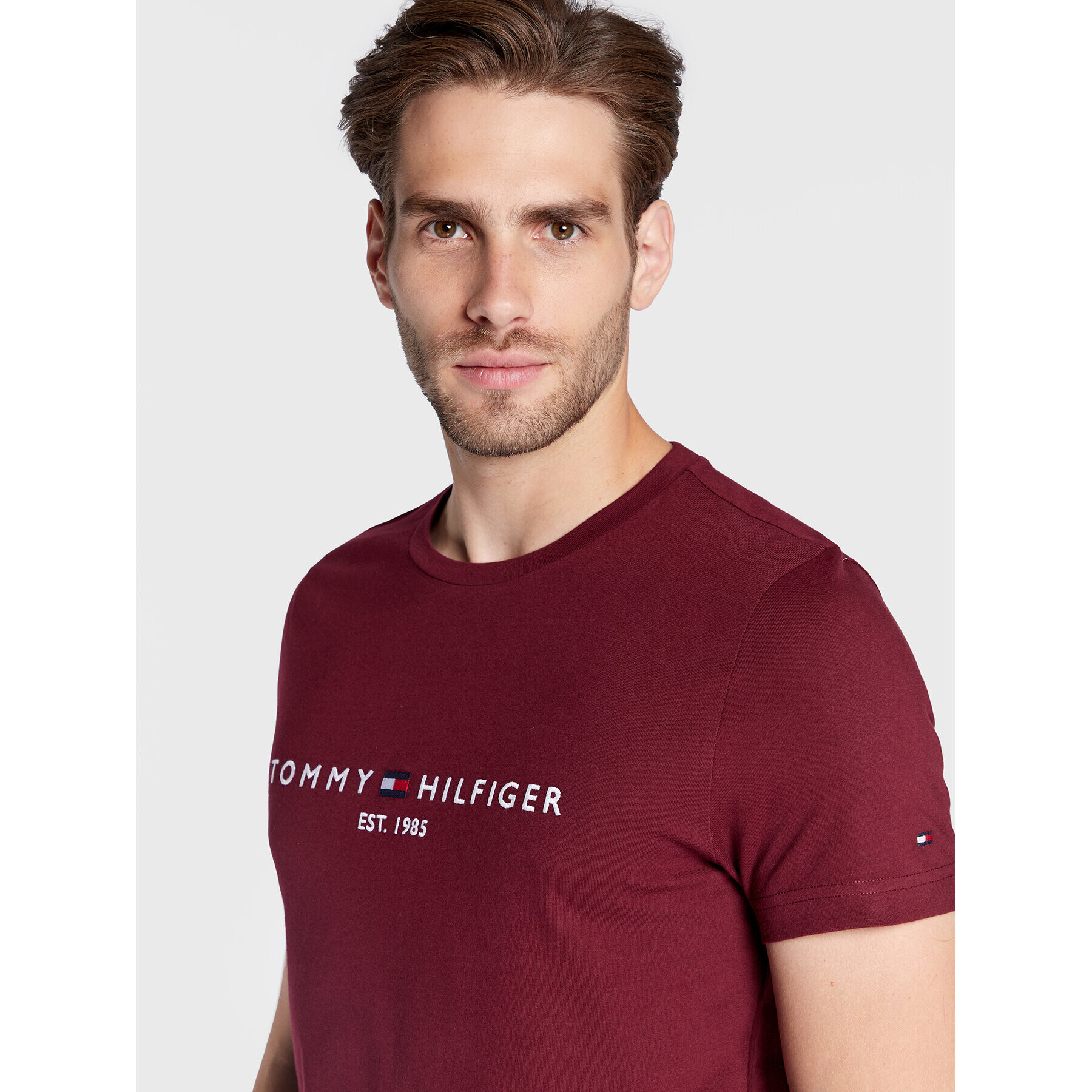 Tommy Hilfiger Тишърт MW0MW11797 Бордо Slim Fit - Pepit.bg