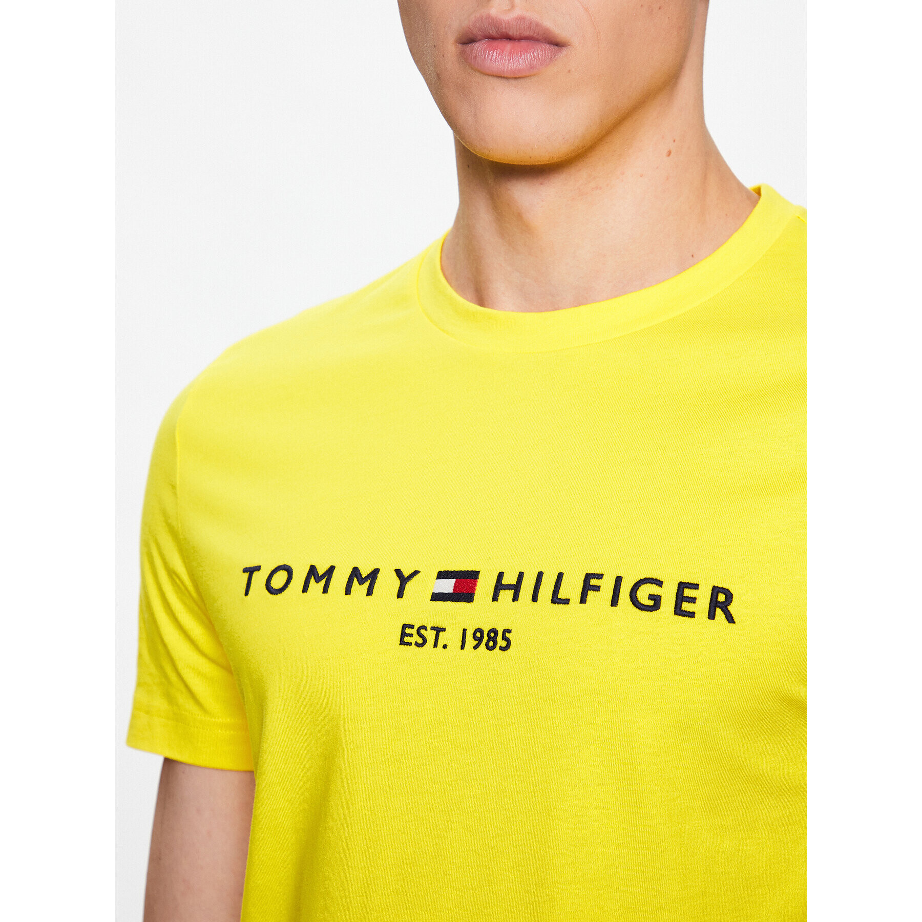 Tommy Hilfiger Тишърт MW0MW11797 Жълт Slim Fit - Pepit.bg