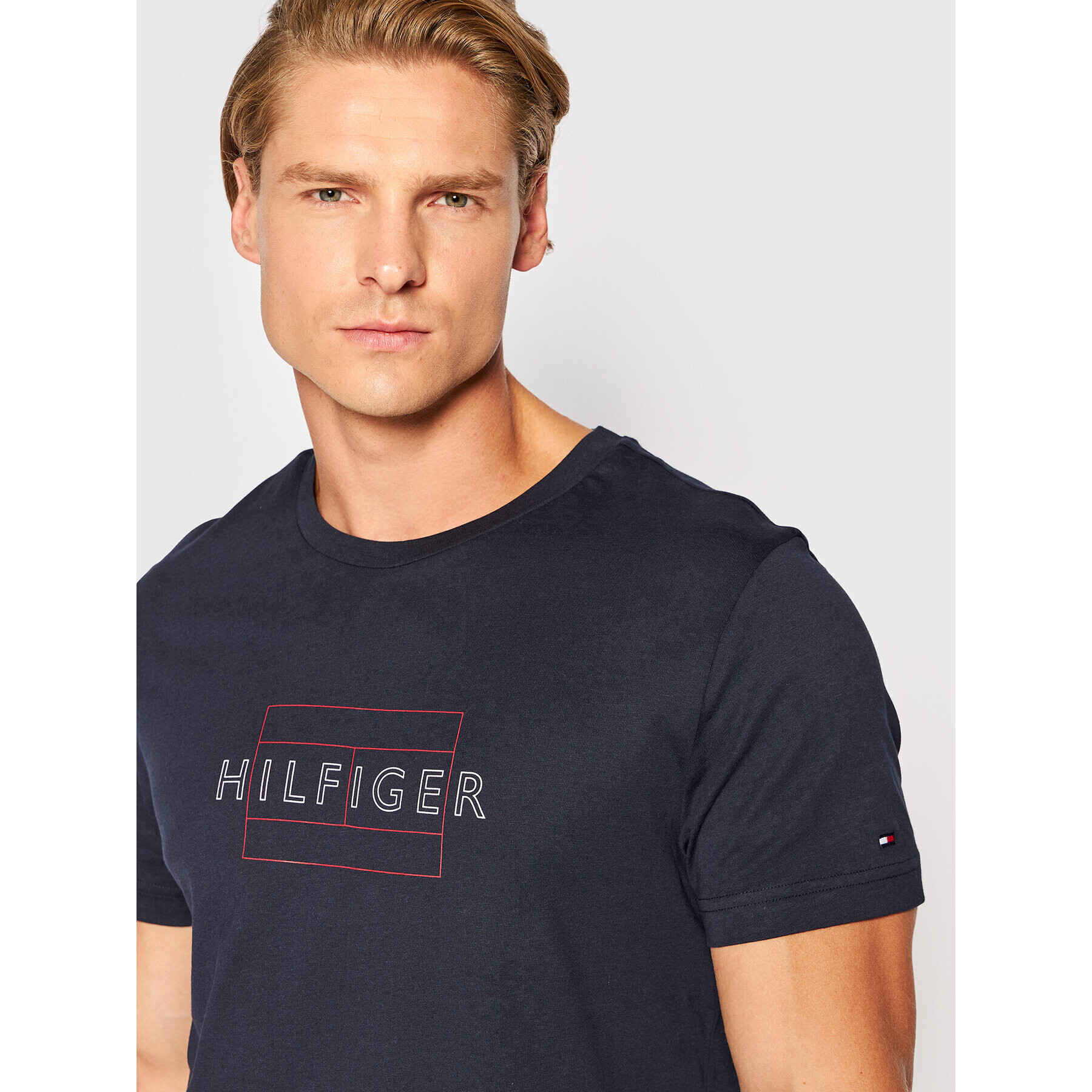 Tommy Hilfiger Тишърт MW0MW25671 Тъмносин Slim Fit - Pepit.bg