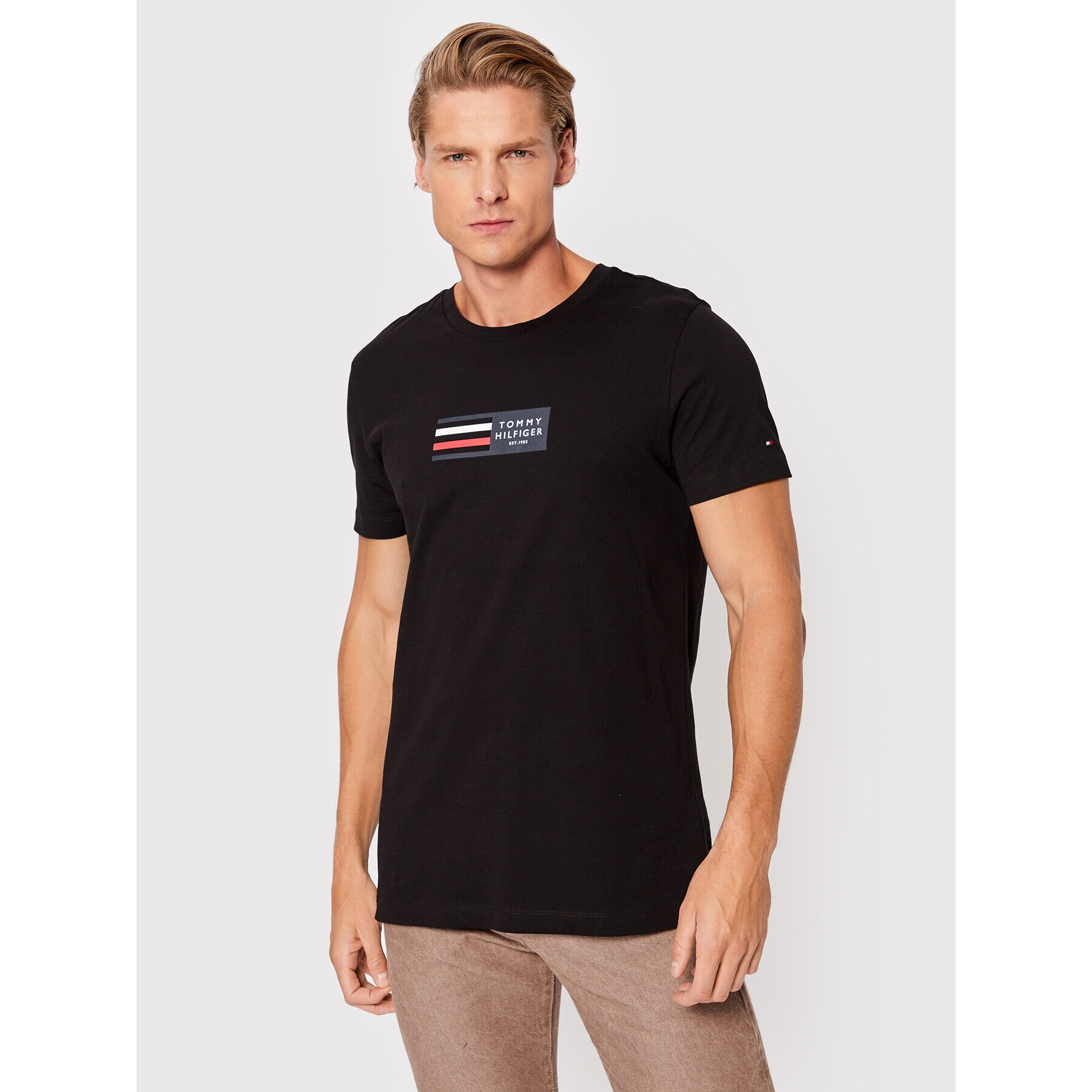 Tommy Hilfiger Тишърт Rwb Corp Graphic MW0MW25761 Черен Slim Fit - Pepit.bg