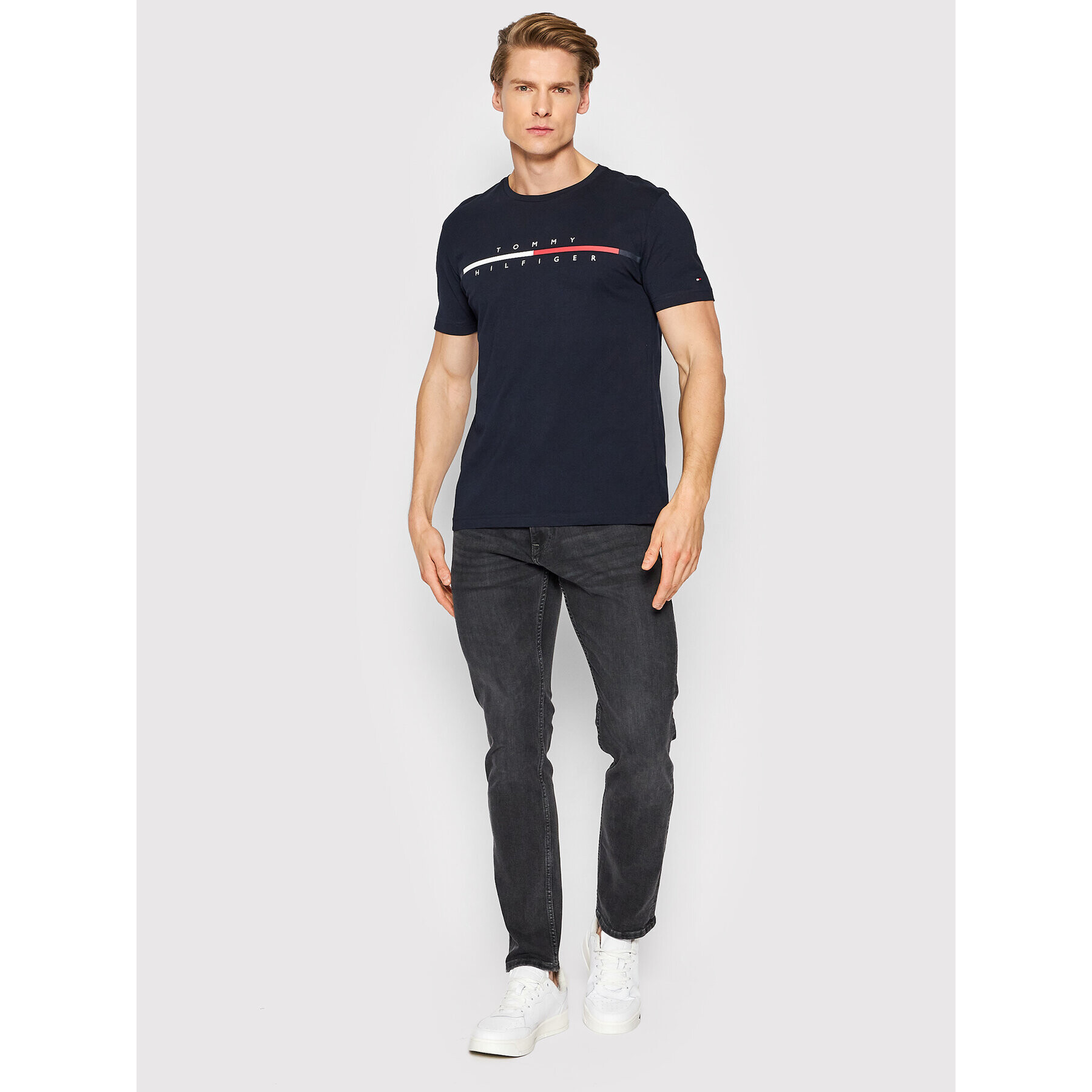 Tommy Hilfiger Тишърт Split Logo MW0MW22128 Тъмносин Regular Fit - Pepit.bg