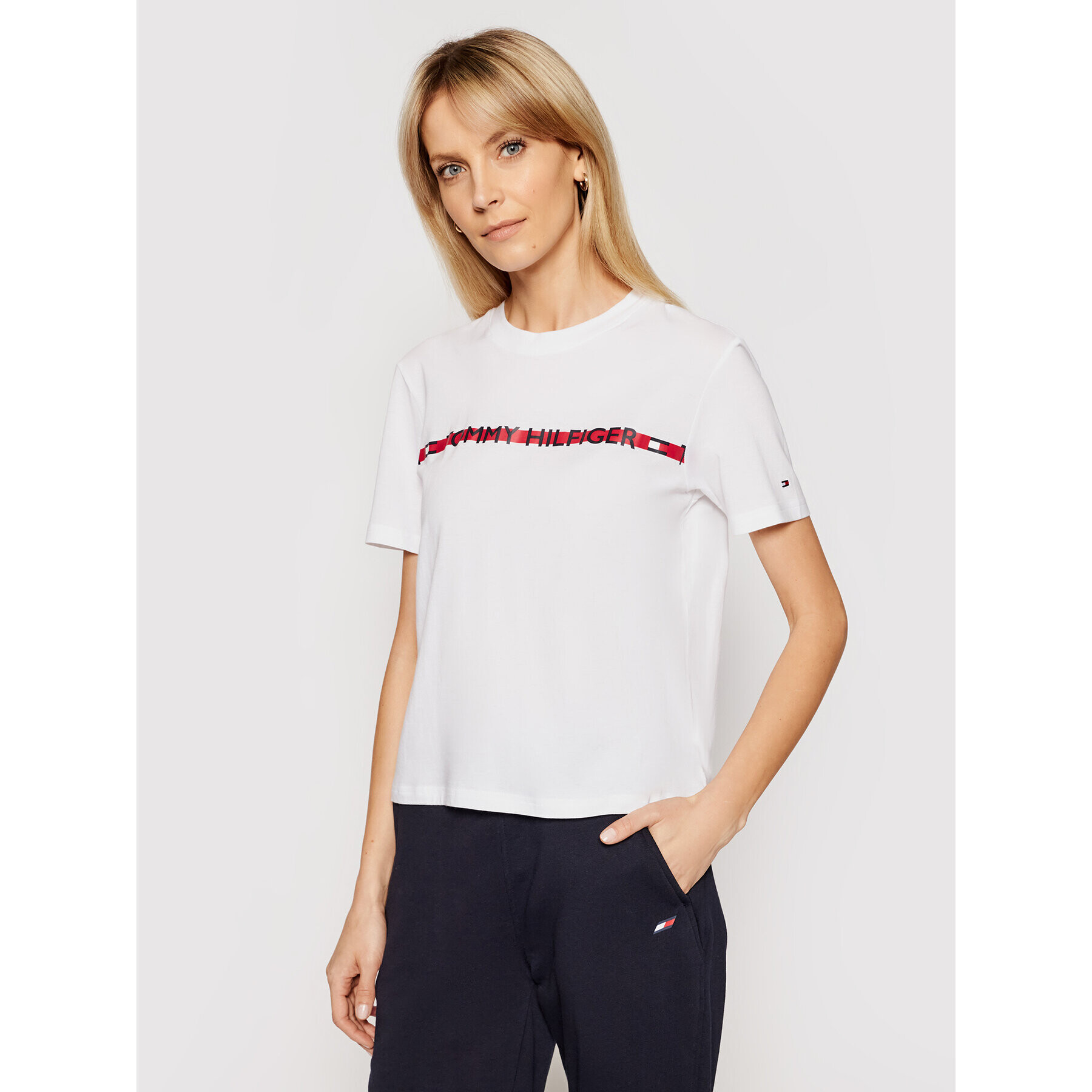 Tommy Hilfiger Тишърт Ss Tee UW0UW02551 Бял Regular Fit - Pepit.bg