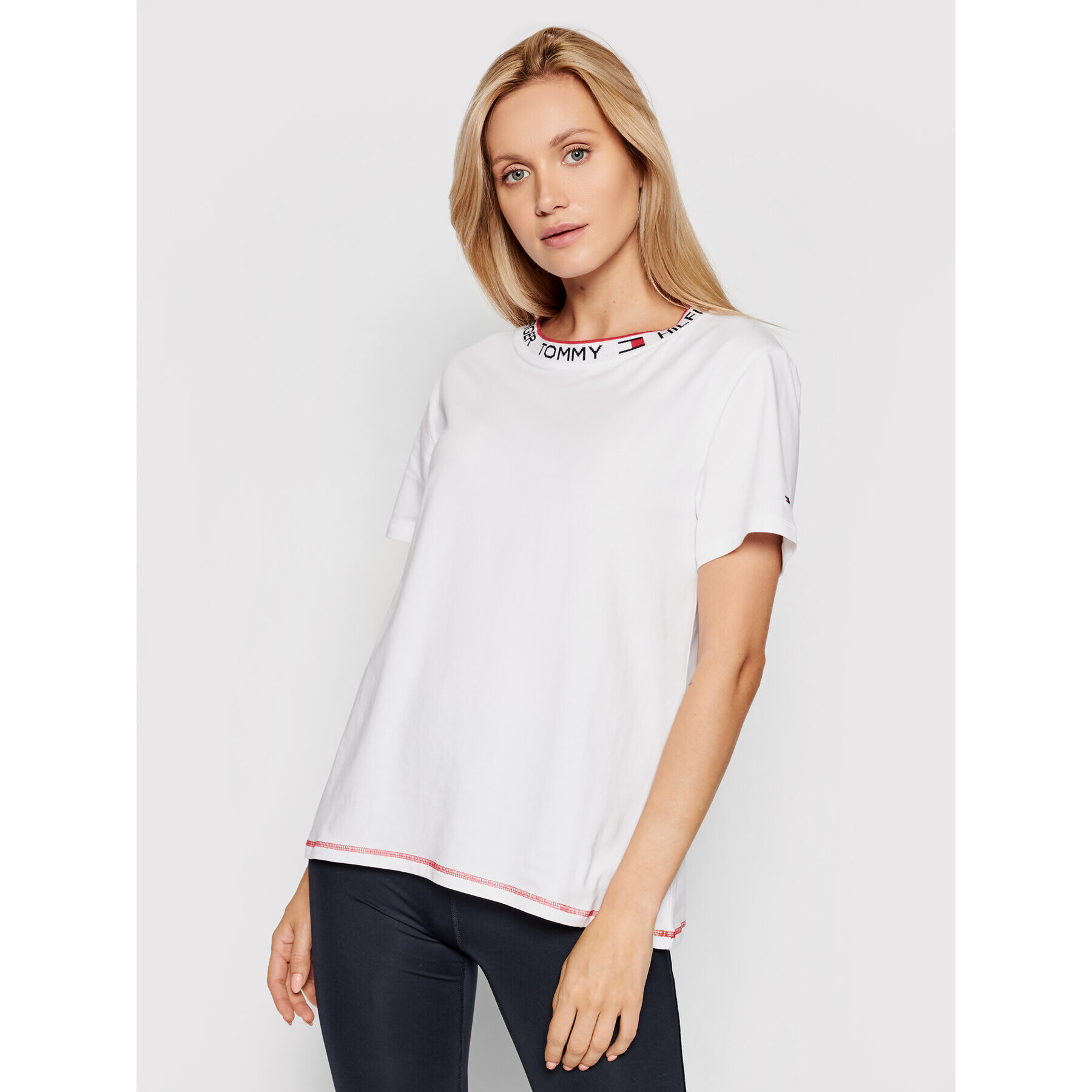 Tommy Hilfiger Тишърт Ss Tee UW0UW02850 Бял Relaxed Fit - Pepit.bg