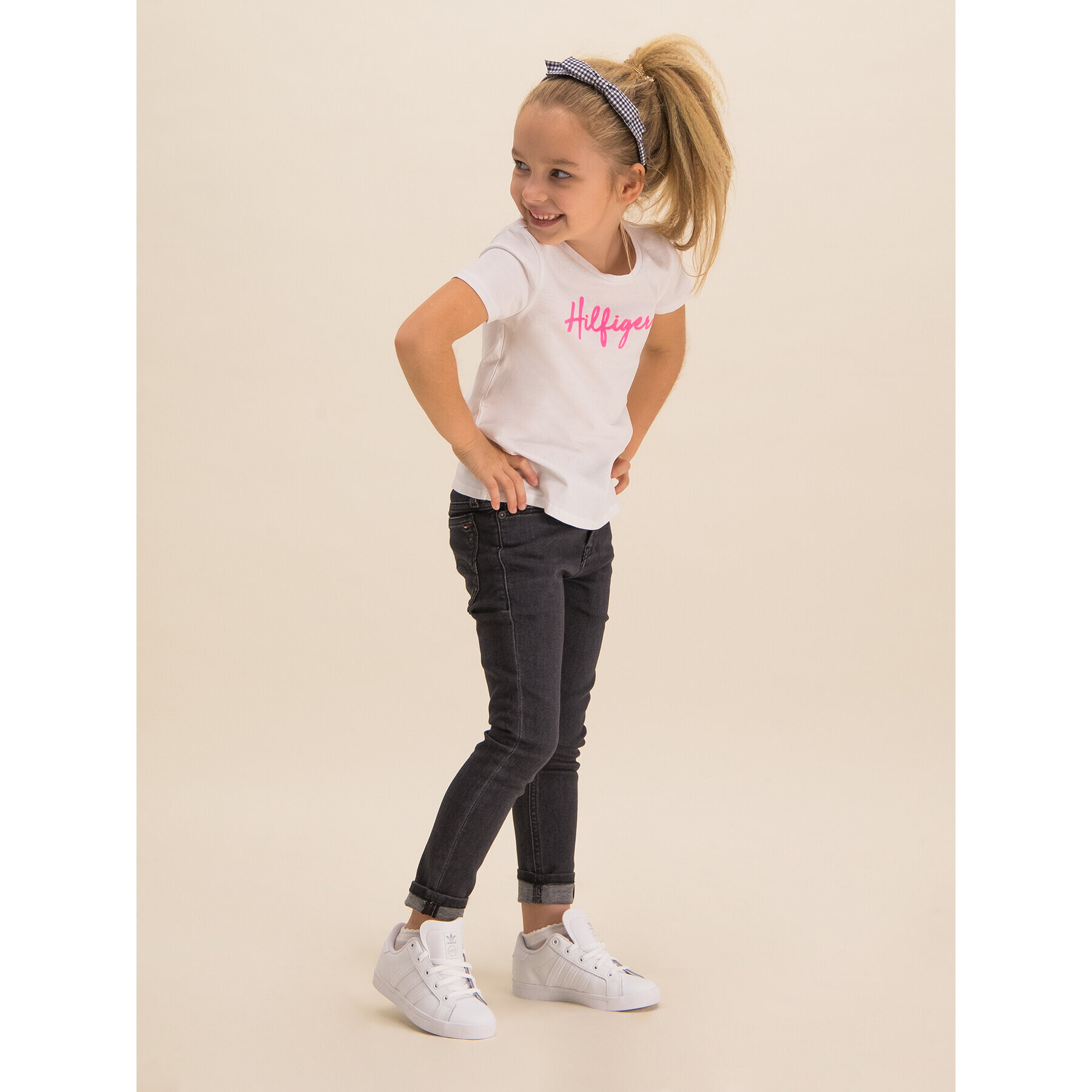 Tommy Hilfiger Тишърт Tee KG0KG04865 Бял Regular Fit - Pepit.bg