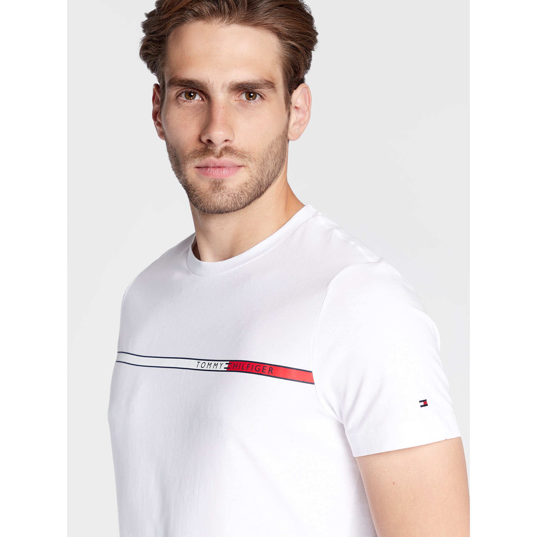 Tommy Hilfiger Тишърт Two Tone Chest Stripe MW0MW27912 Бял Slim Fit - Pepit.bg