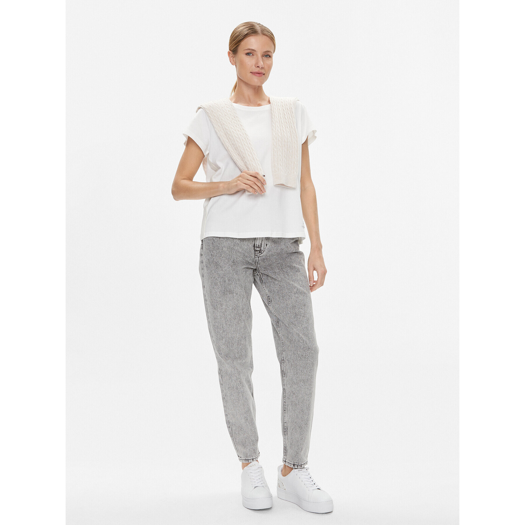Tommy Hilfiger Тишърт UW0UW04873 Бял Relaxed Fit - Pepit.bg