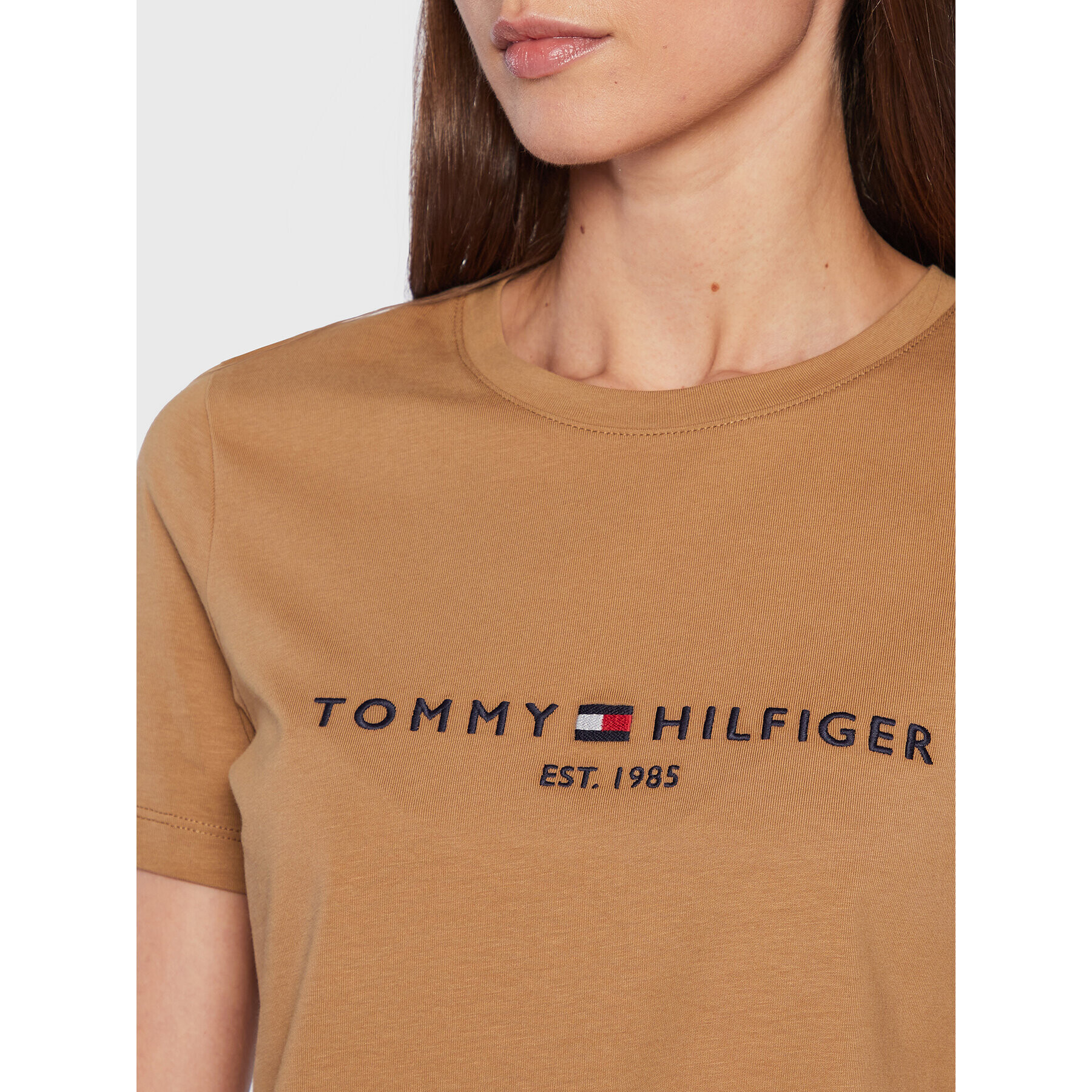 Tommy Hilfiger Тишърт WW0WW28681 Кафяв Regular Fit - Pepit.bg