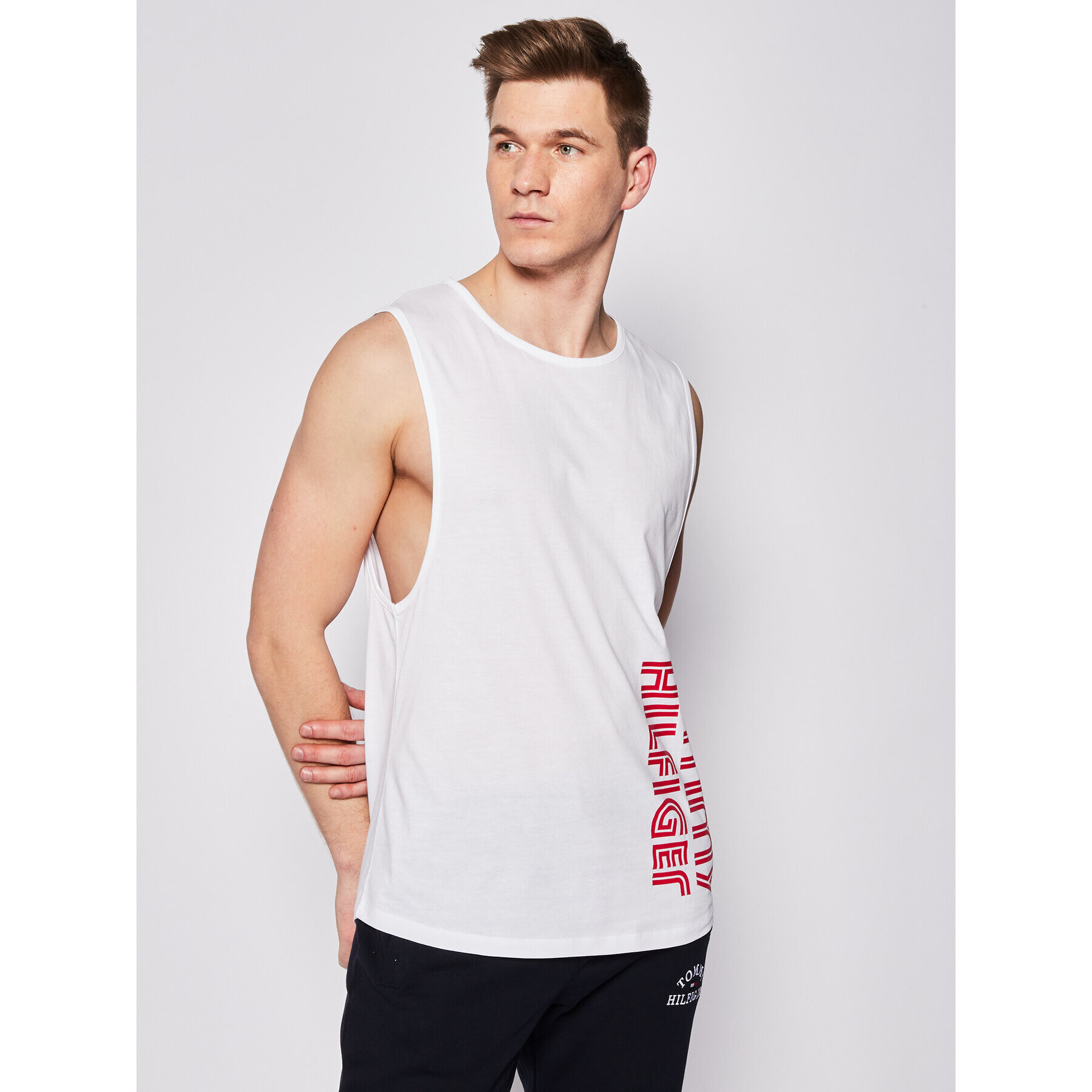 Tommy Hilfiger Топ Retro Logo UM0UM01752 Бял Regular Fit - Pepit.bg