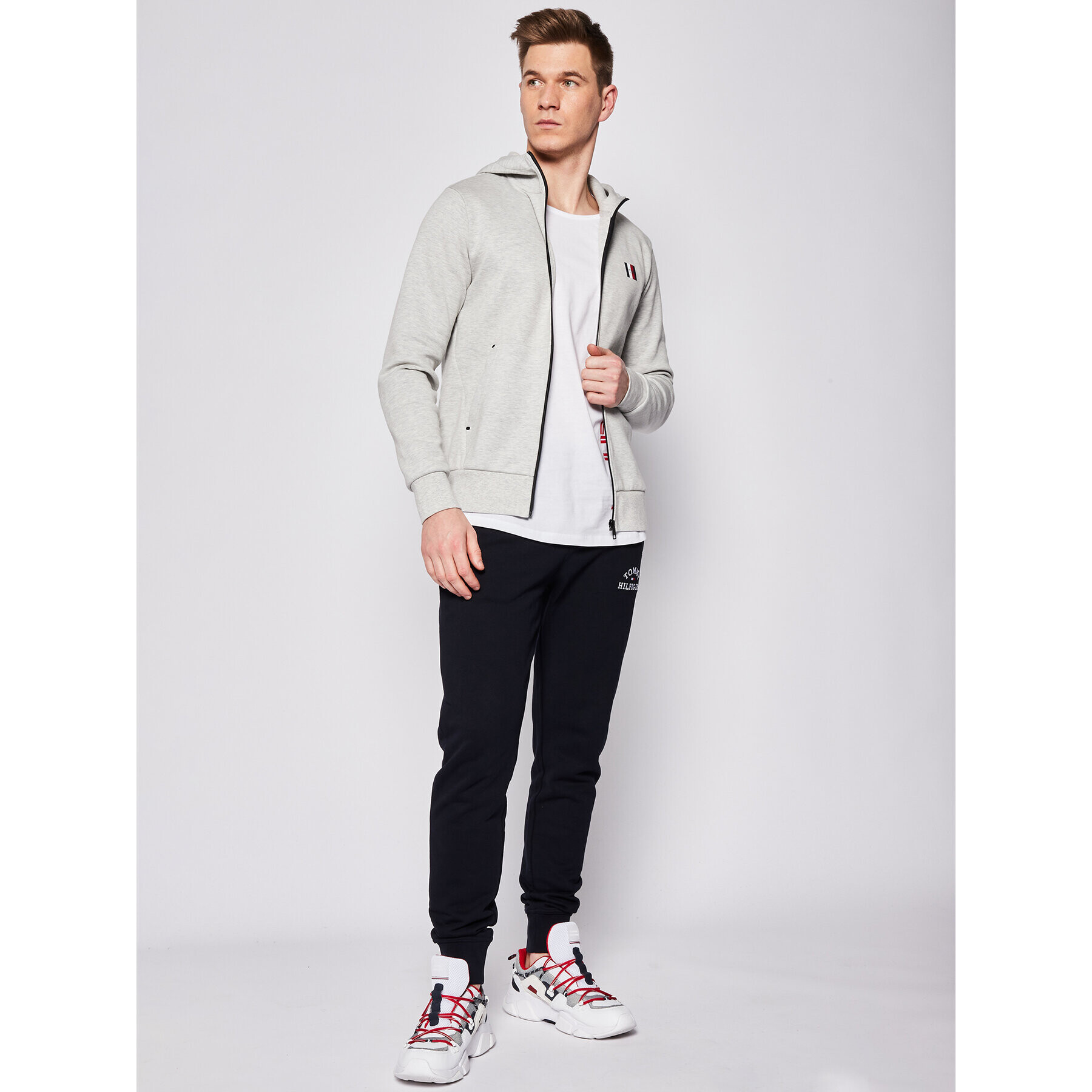 Tommy Hilfiger Топ Retro Logo UM0UM01752 Бял Regular Fit - Pepit.bg