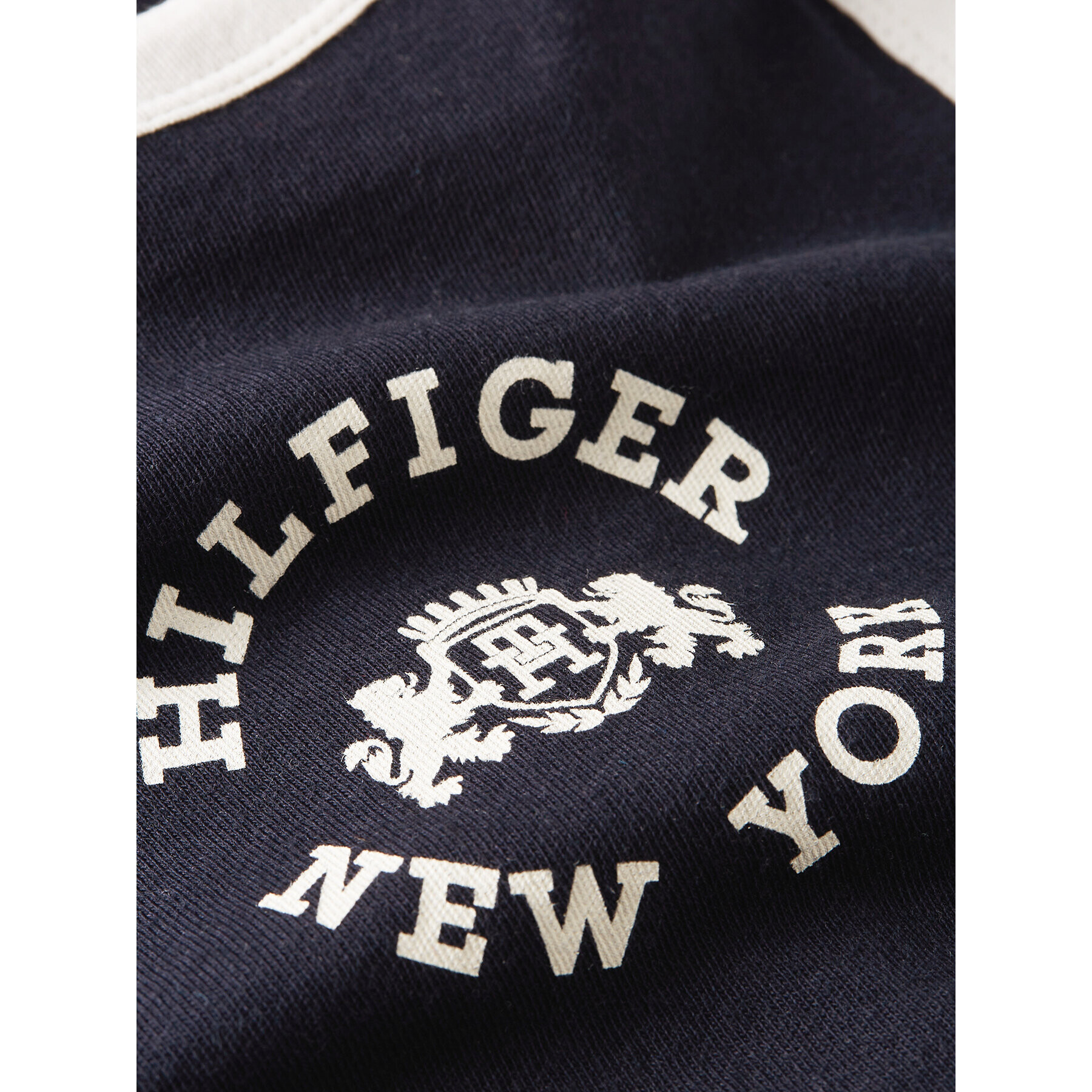 Tommy Hilfiger топ Varsity WW0WW39833 Тъмносин Slim Fit - Pepit.bg