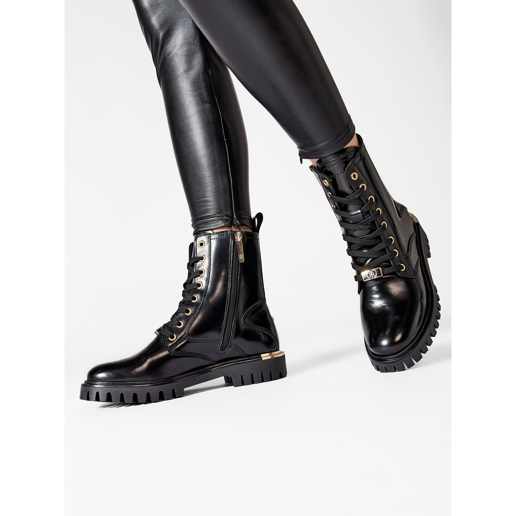 Tommy Hilfiger Туристически oбувки Polished Leather Lace Up Boot FW0FW06008 Черен - Pepit.bg