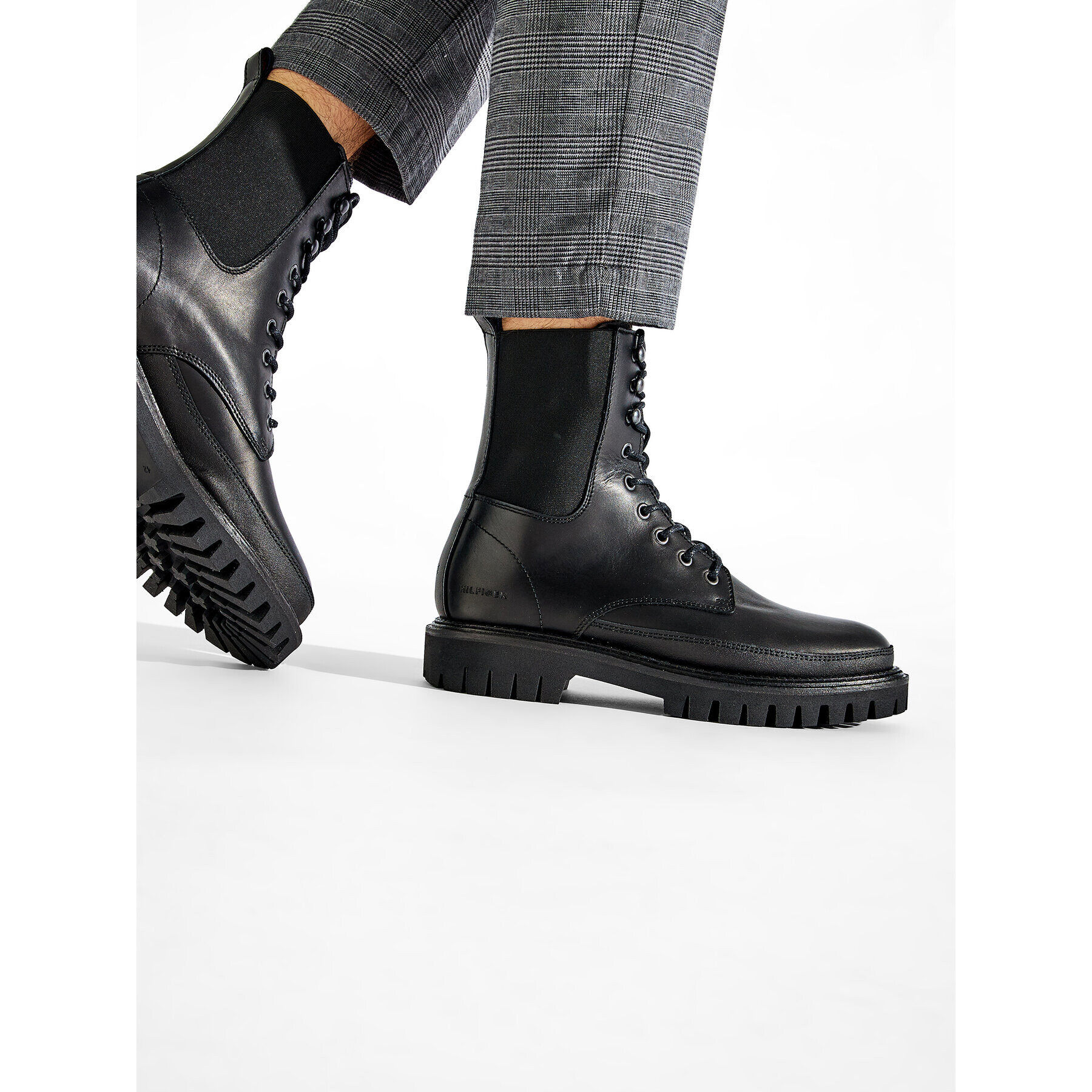 Tommy Hilfiger Туристически oбувки Premium Casual Chunky Lth Boot FM0FM04187 Черен - Pepit.bg