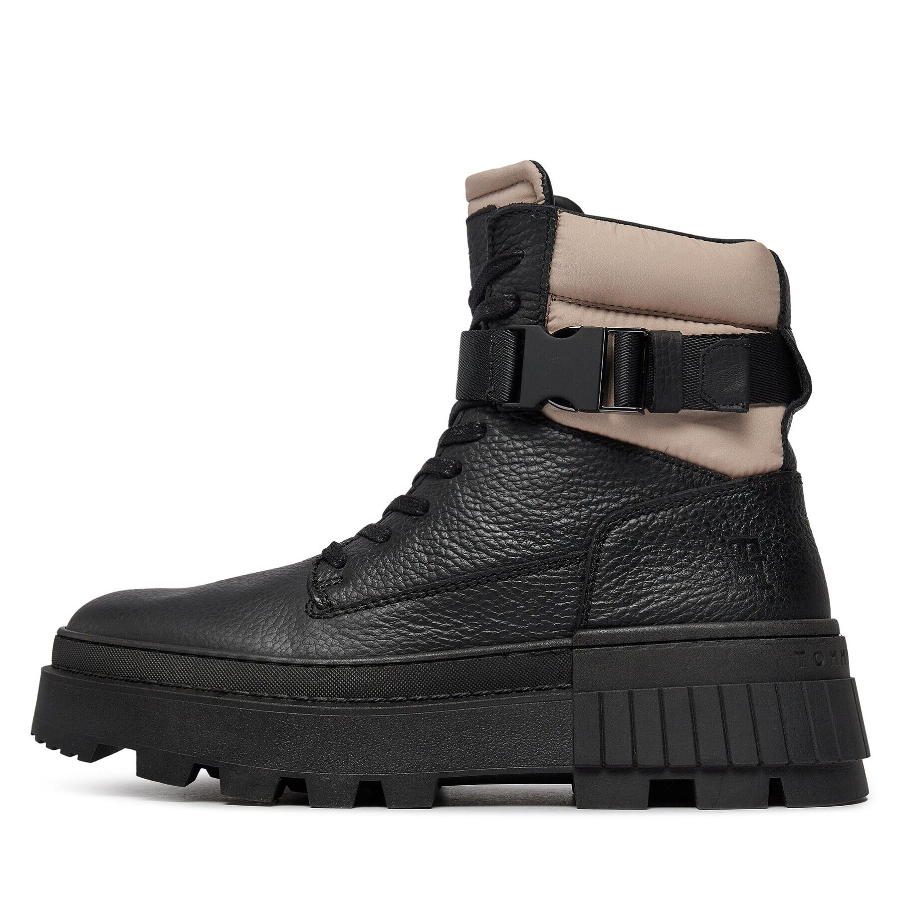 Tommy Hilfiger Туристически oбувки Th Elevated Chunky Lth Bkle Boot FM0FM04909 Черен - Pepit.bg